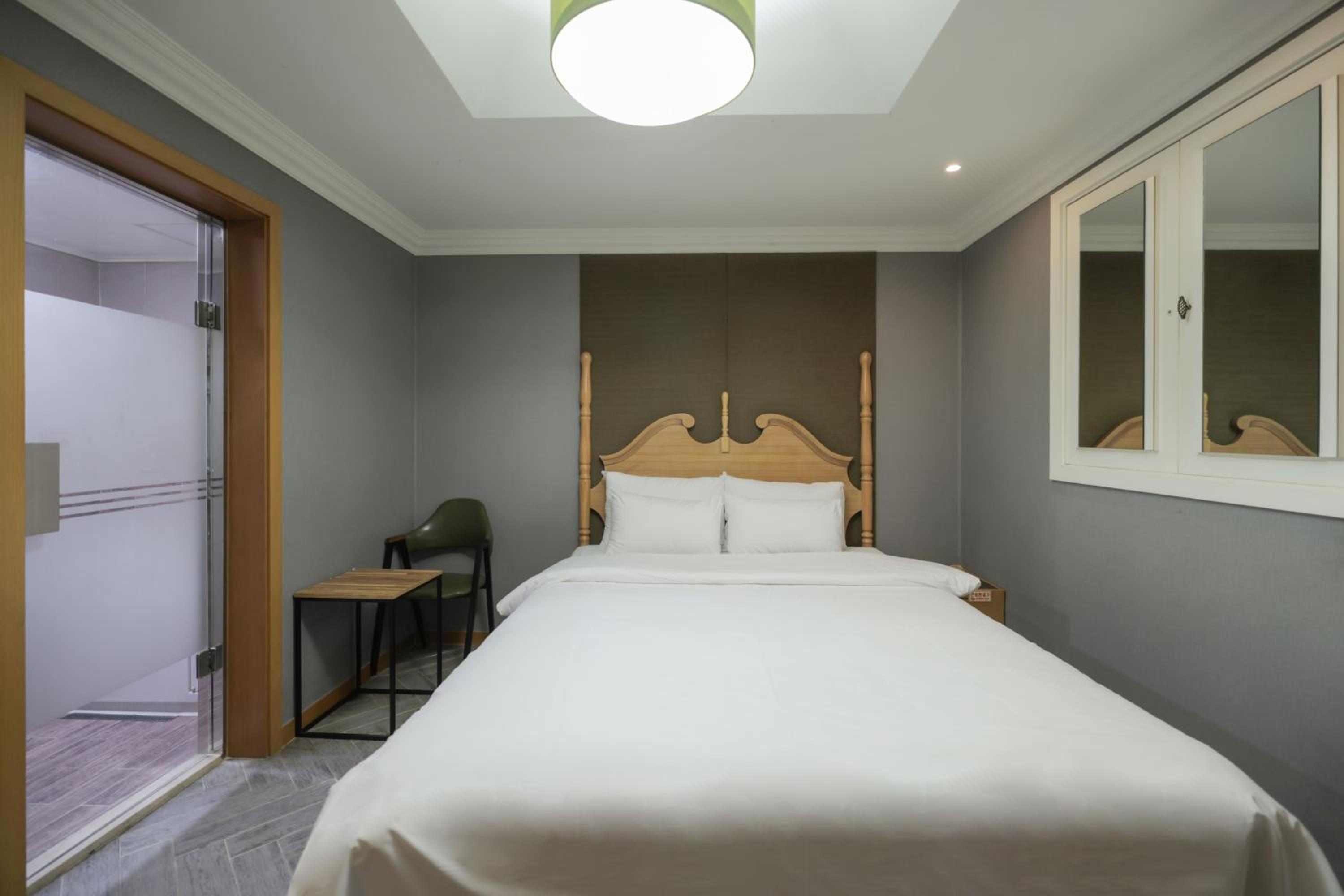 Deluxe Double Room - Photo 4