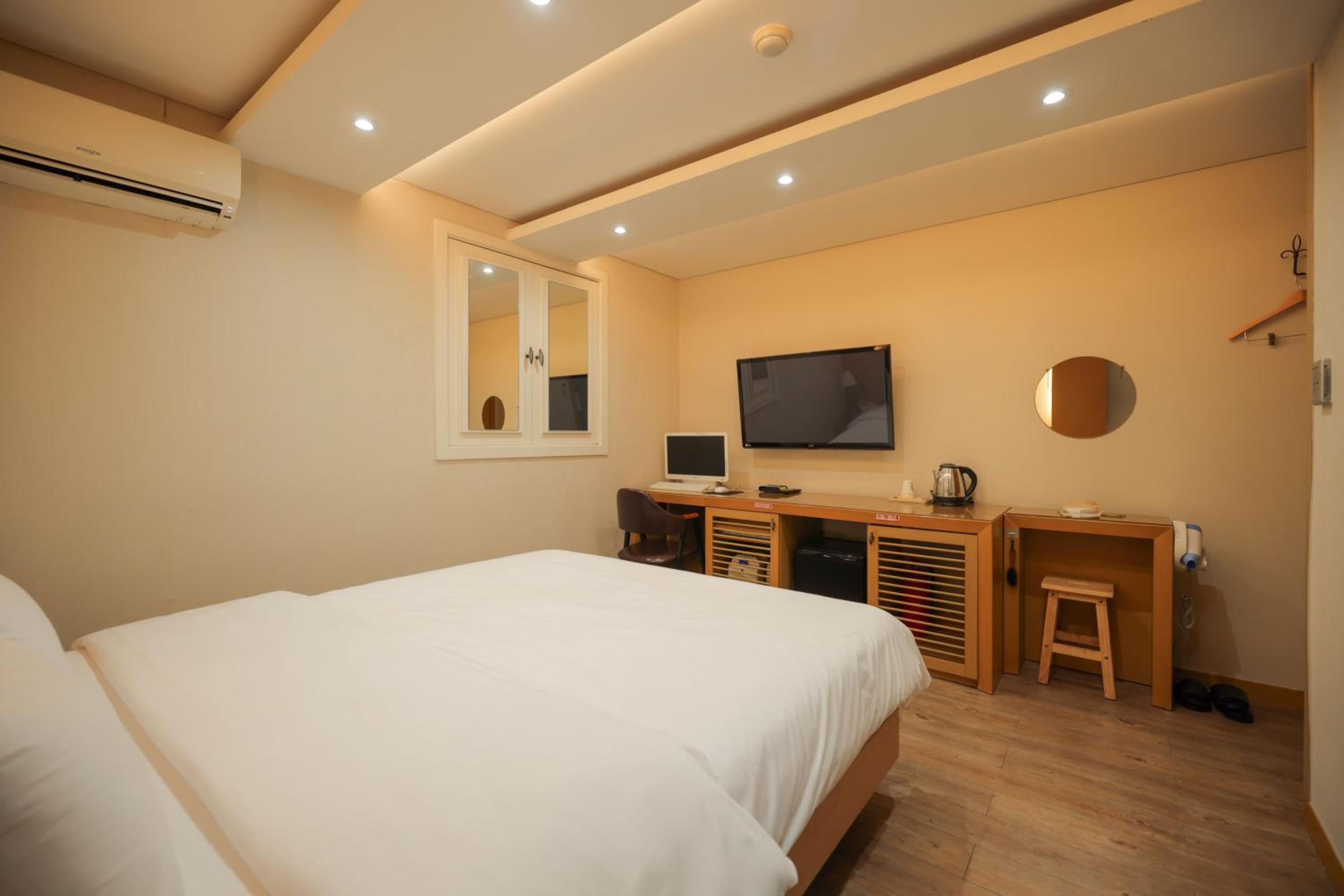 Deluxe Double Room - Photo 6