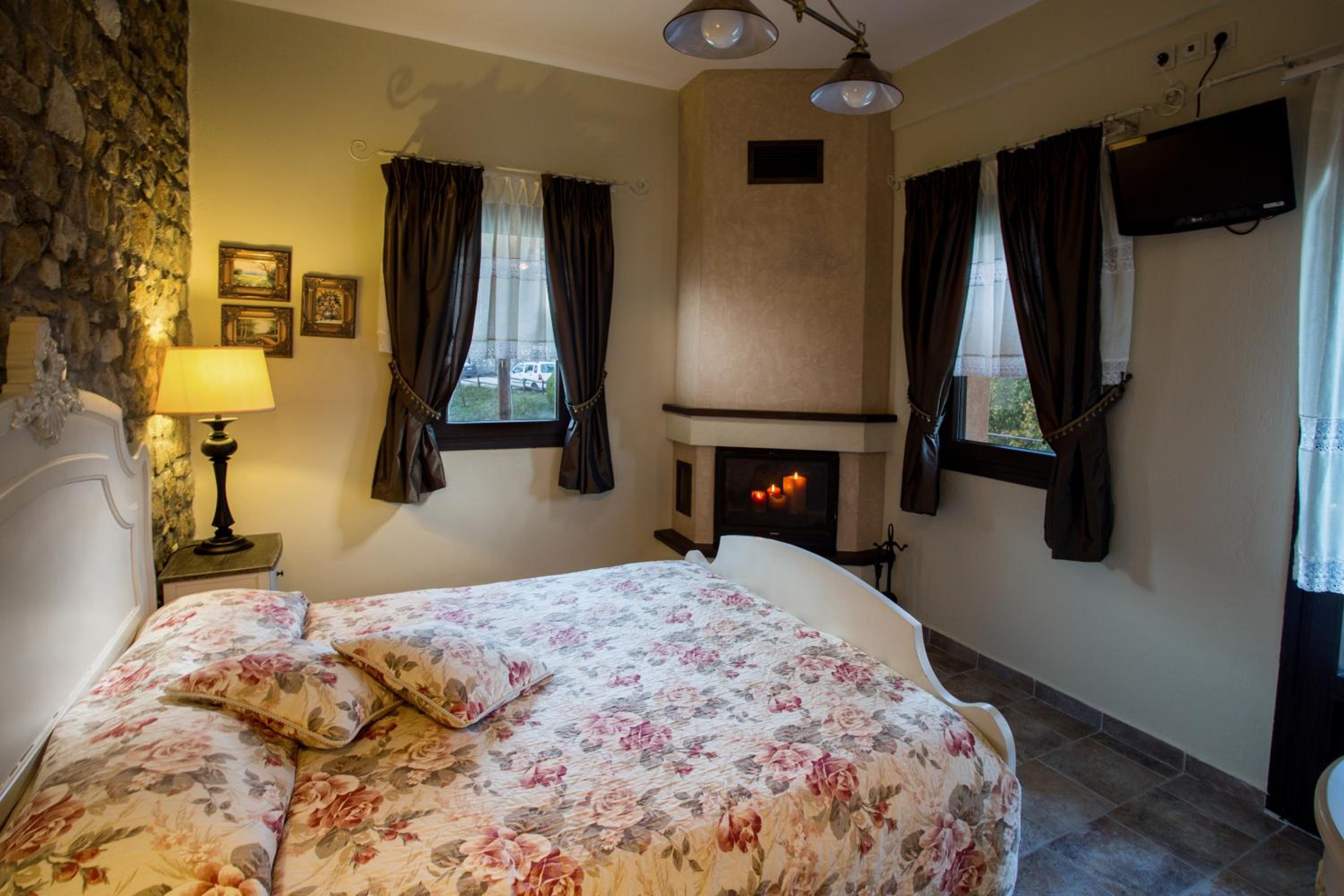 Superior Double Room with Fireplace photo 2