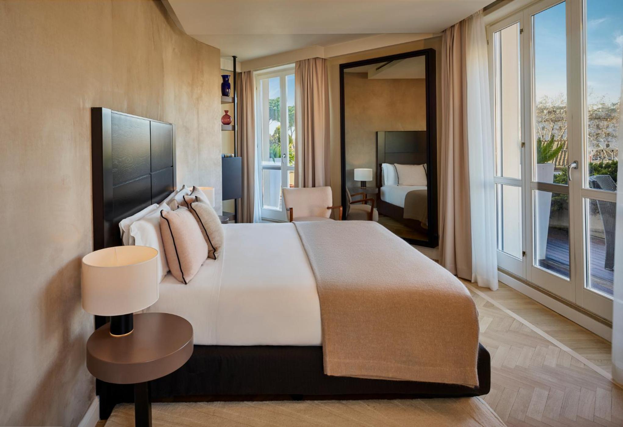 Suite with Balcony photo 1