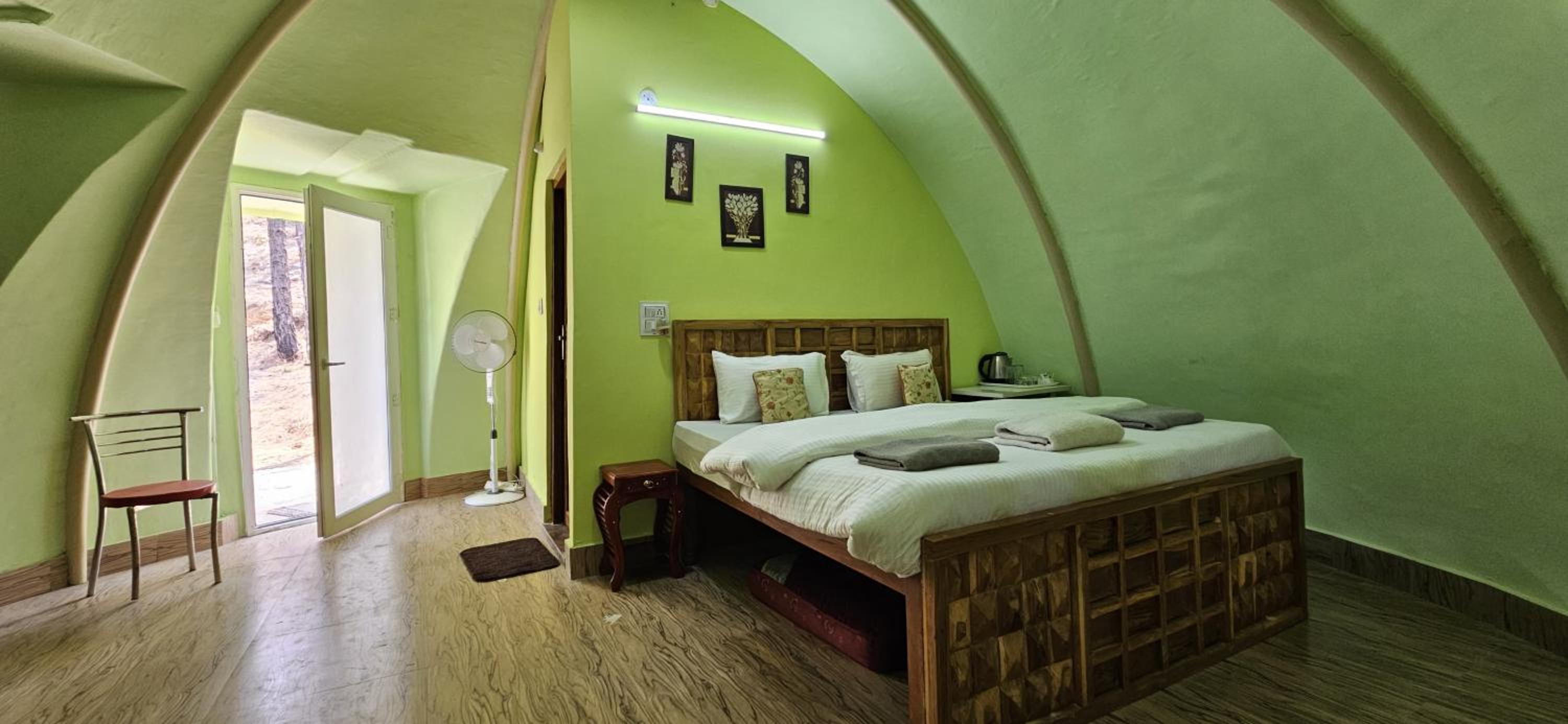 Deluxe Triple Room photo 3