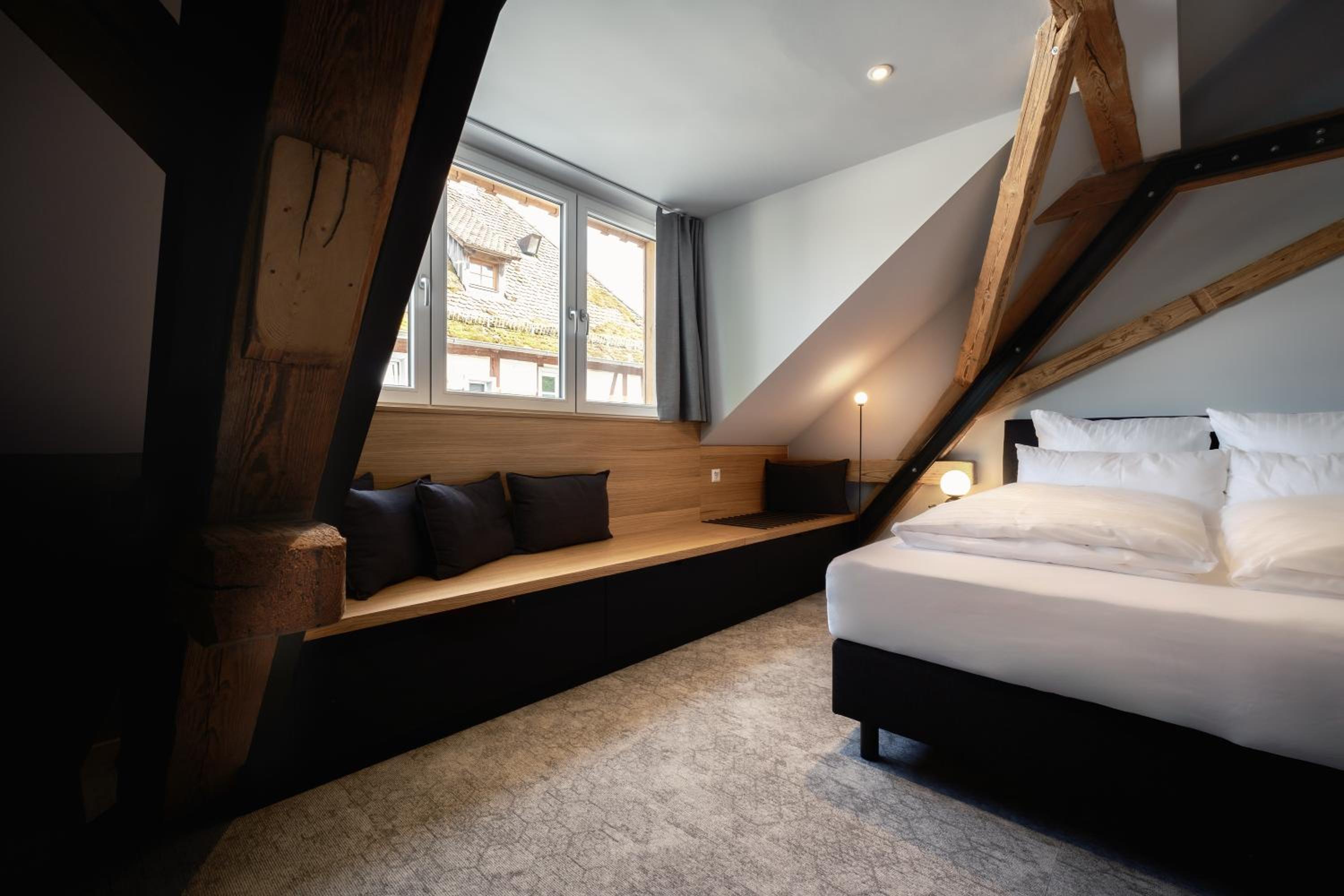 Deluxe Double Room with Shower