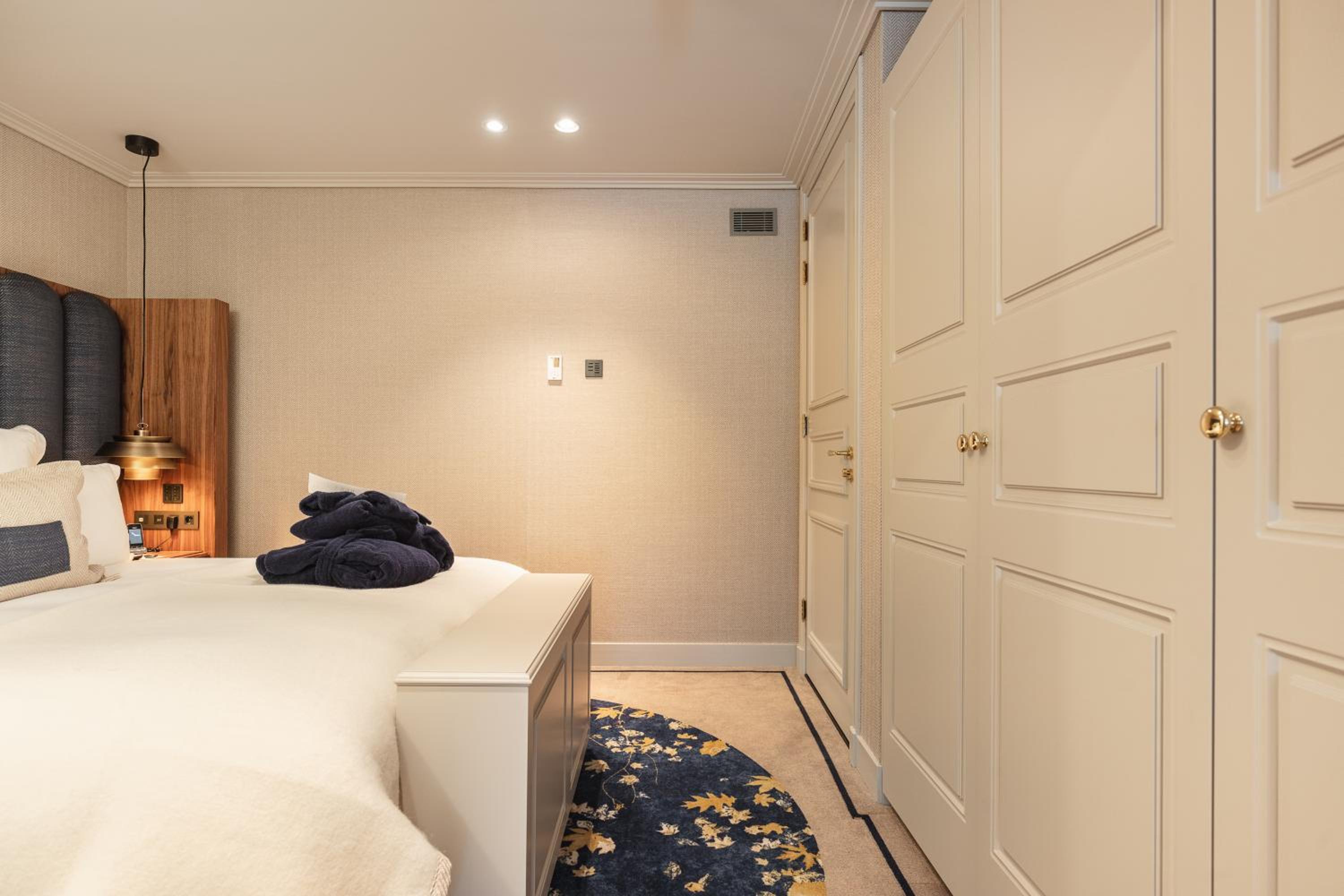 Merchant - Internal Hotel View thumbnail 6
