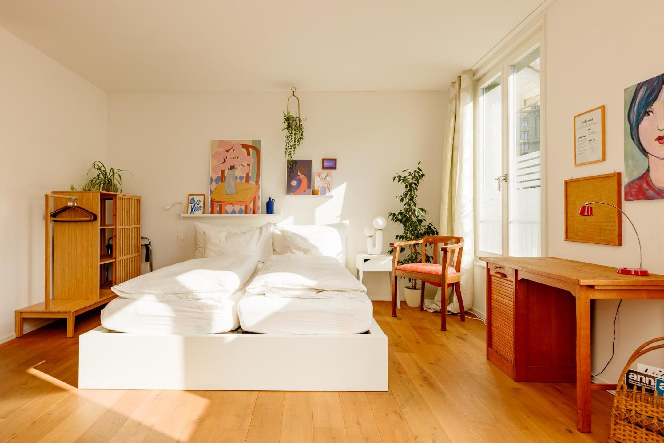 Studio Apartment photo 3
