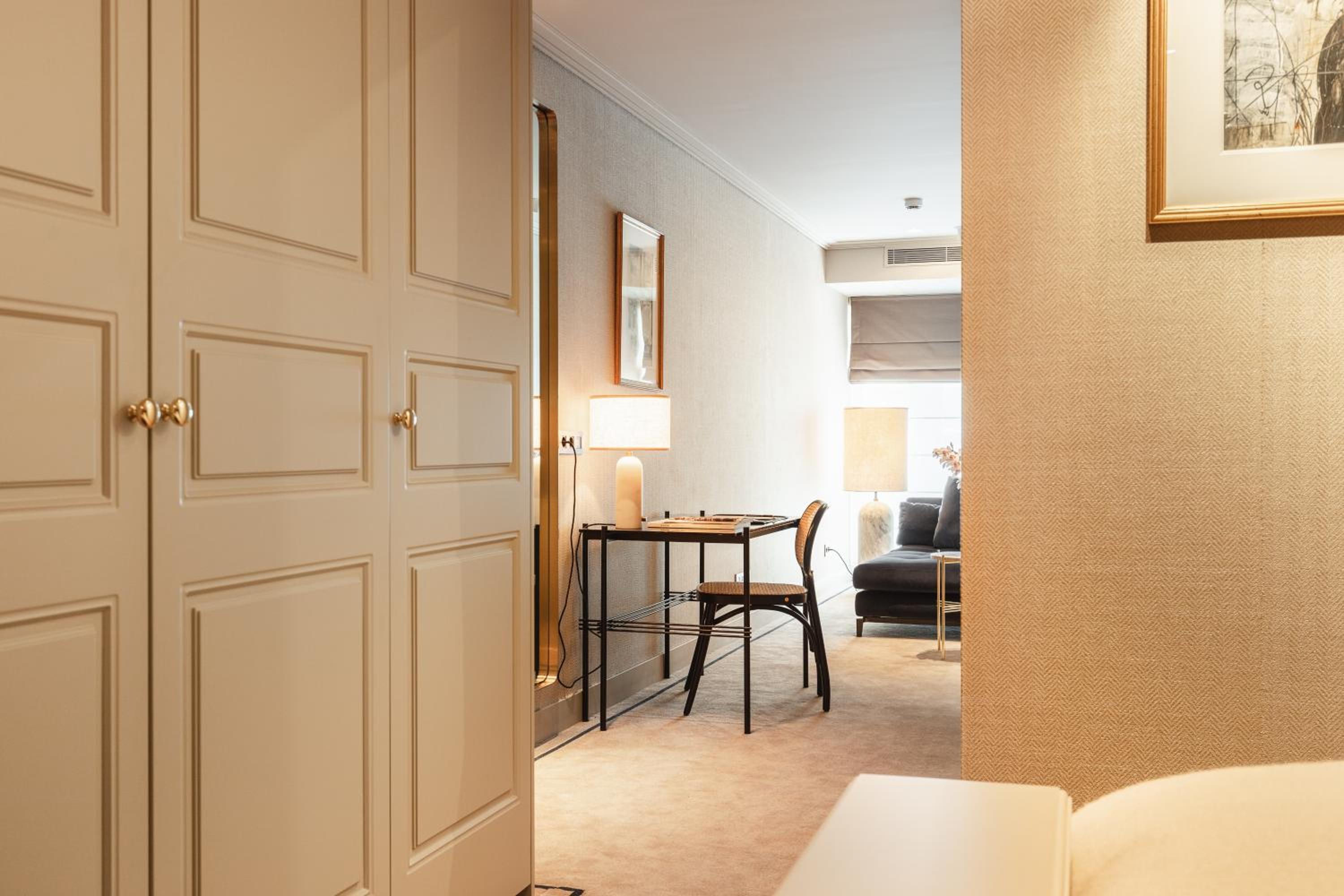 Merchant - Internal Hotel View thumbnail 5