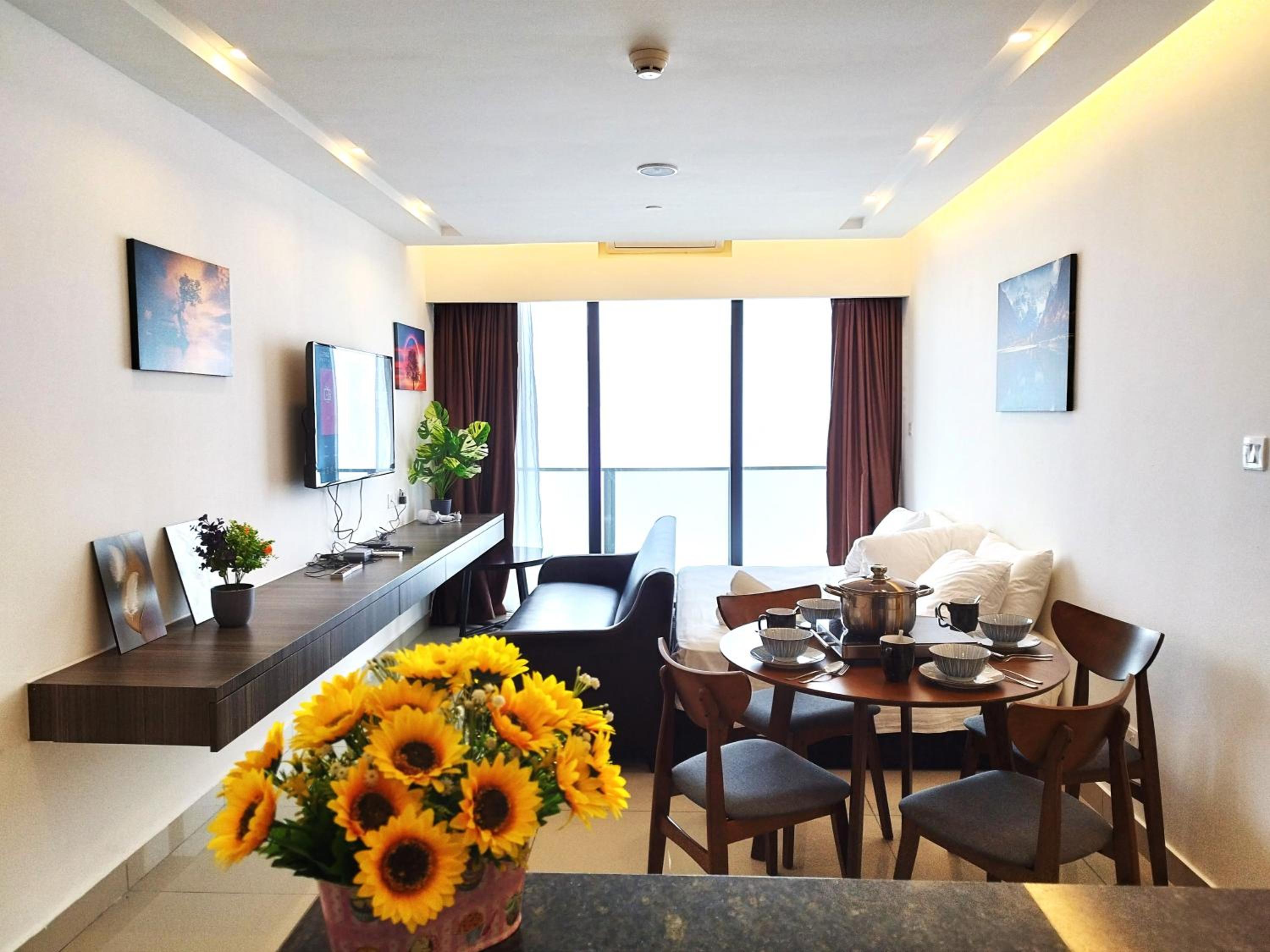Apartment With Mountain View photo 1