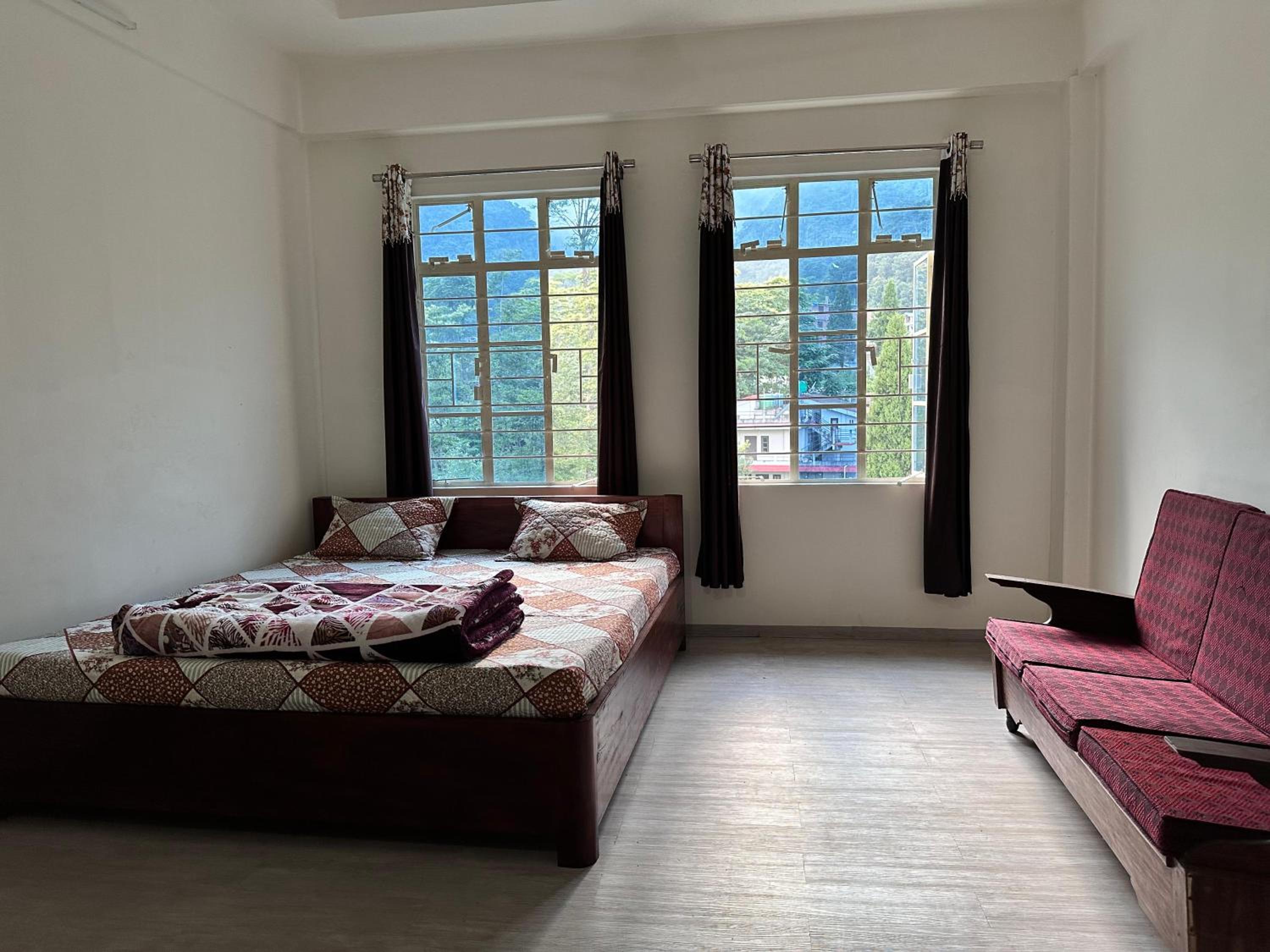 Double Room With Private Bathroom photo 2
