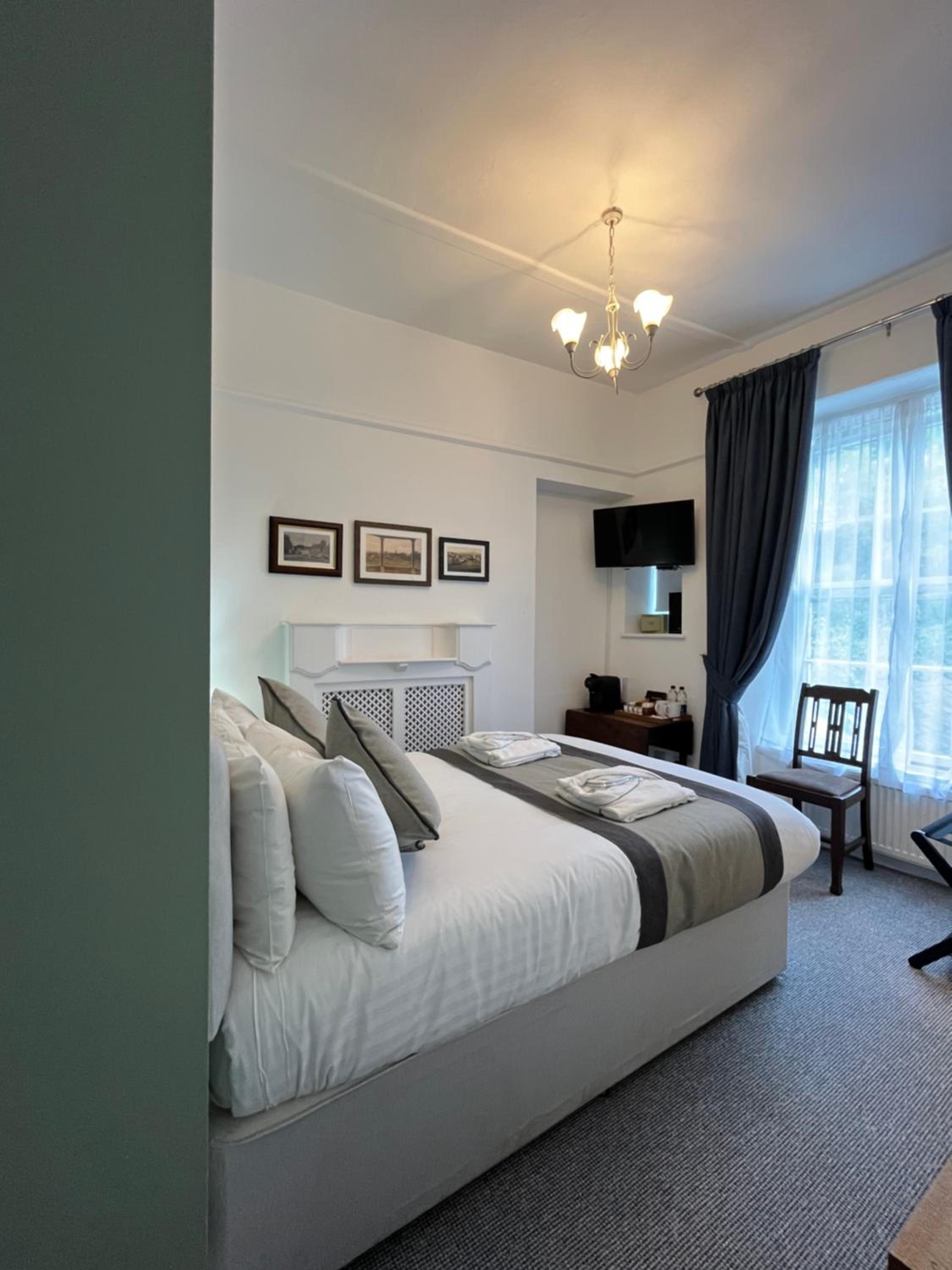 Double Room - Photo 1