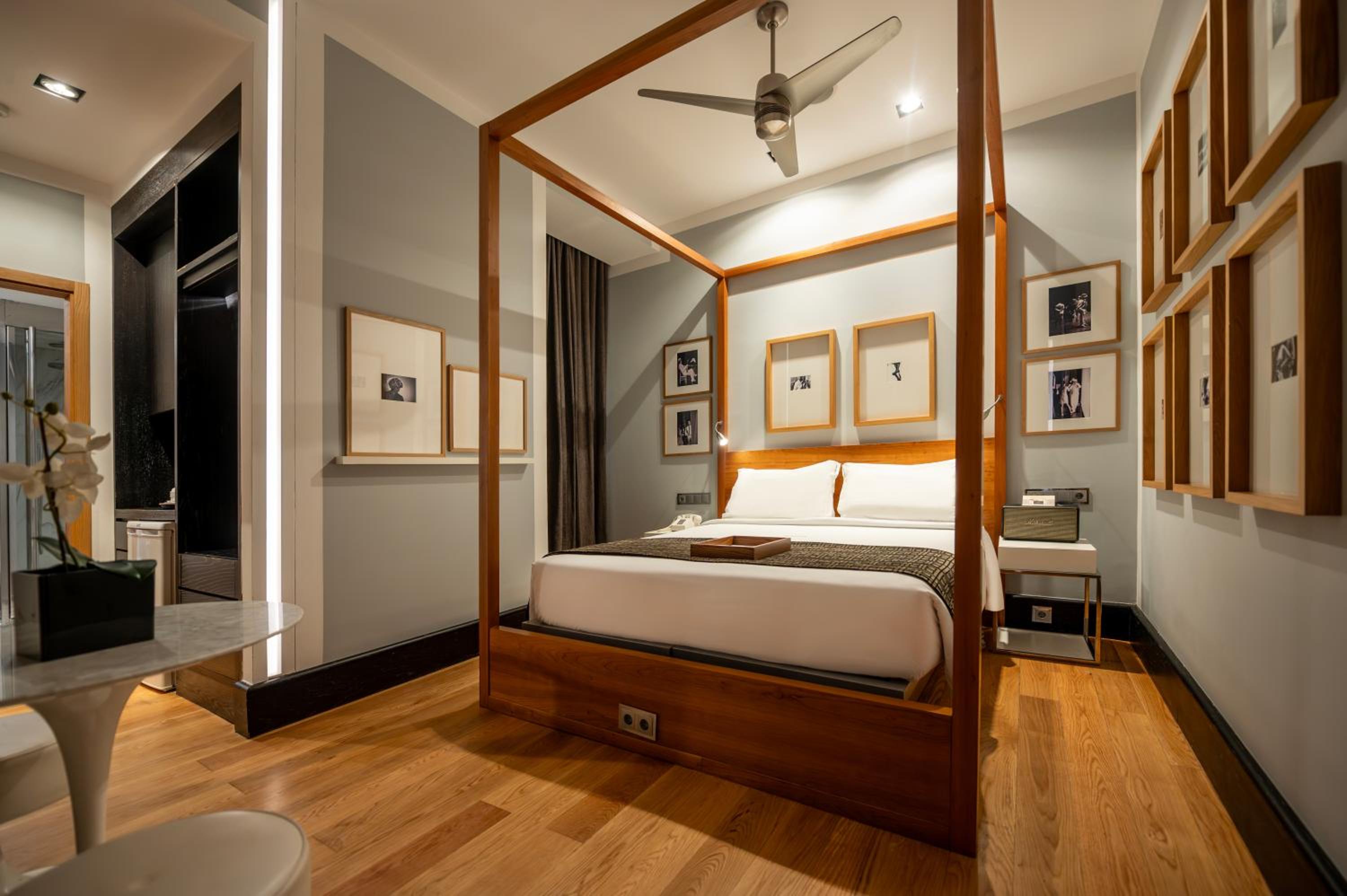 Interior Double Room - Photo 2