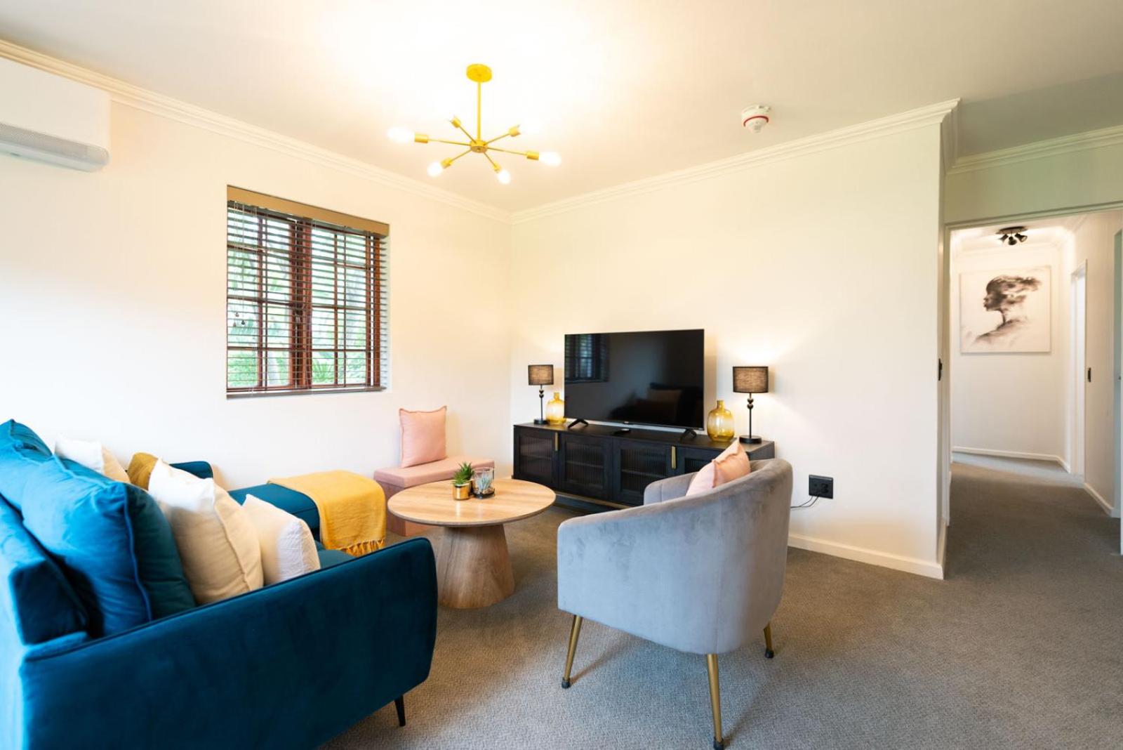 Two-Bedroom Suite - Photo 7