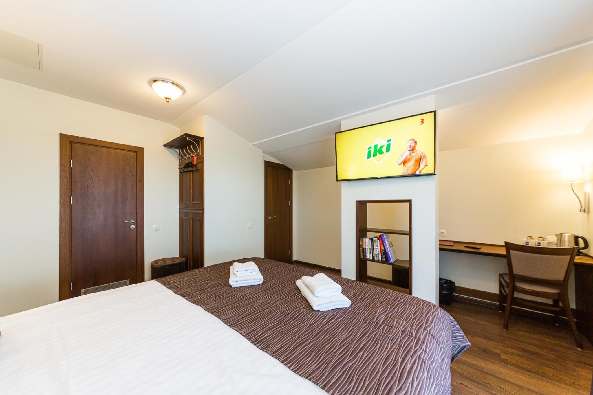 Deluxe Double Room with Balcony