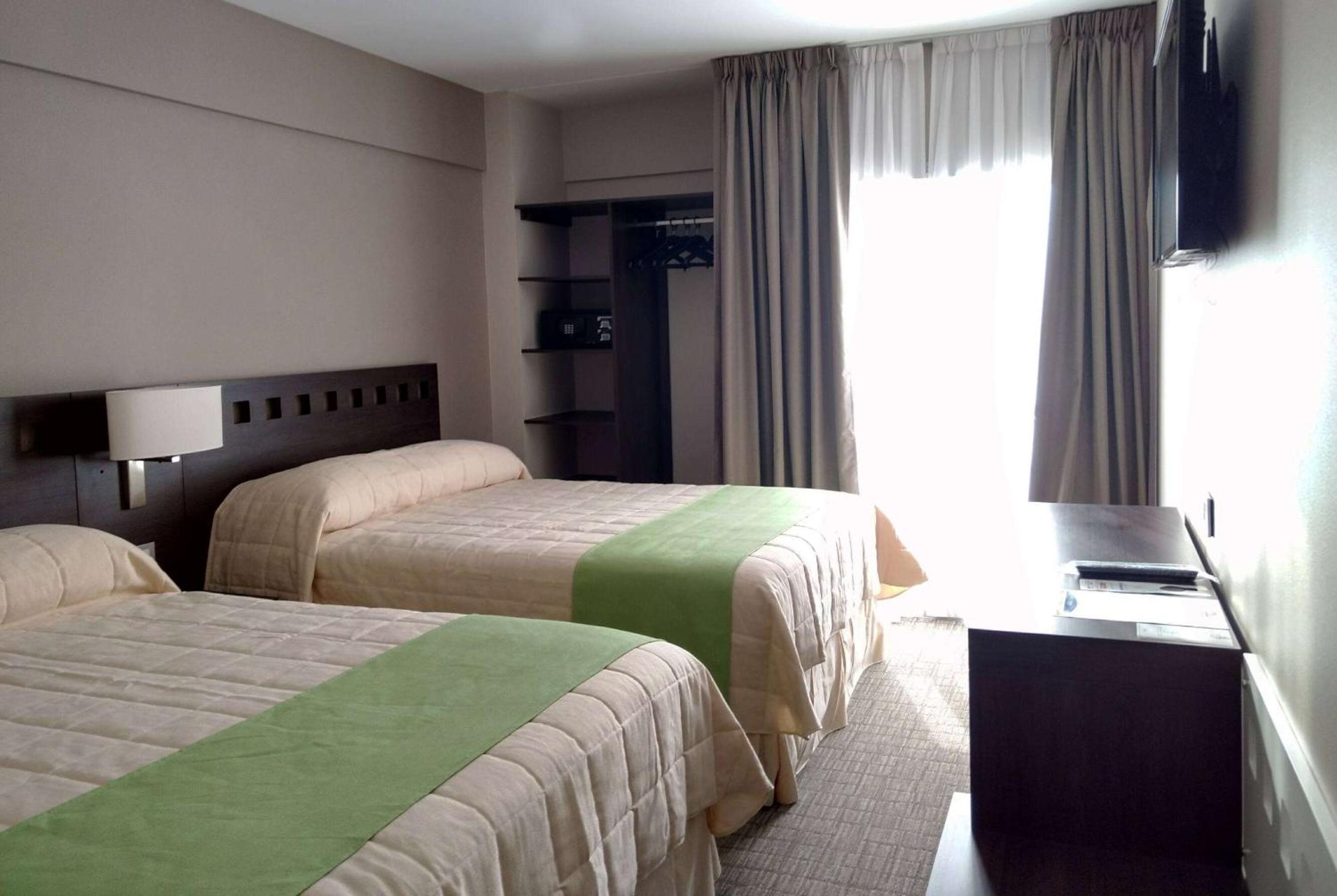 Double Room with Two Double Beds - Non-Smoking