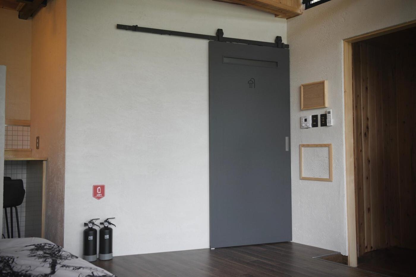 Double Room - Photo 10
