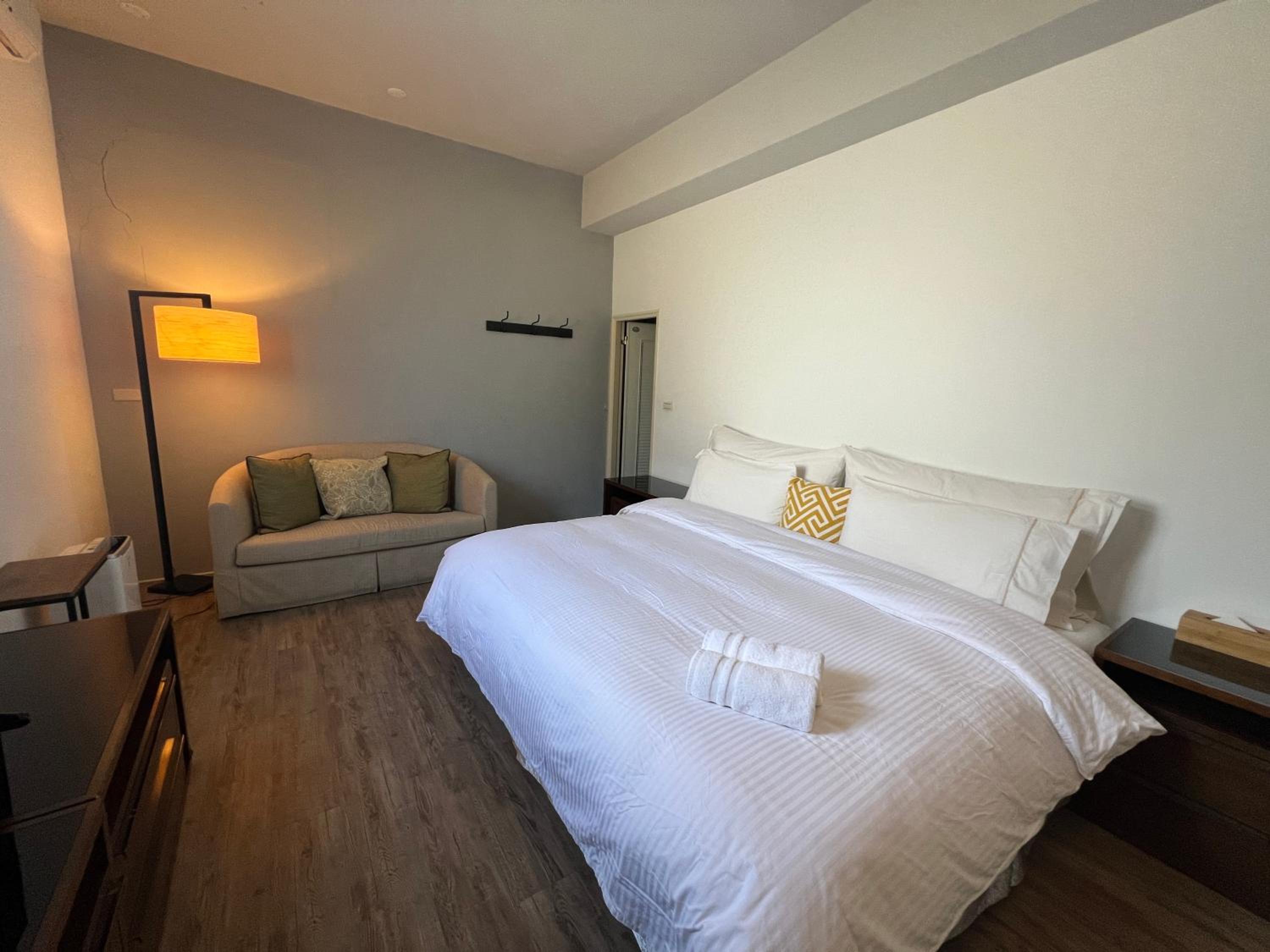 Standard Double Room photo 2