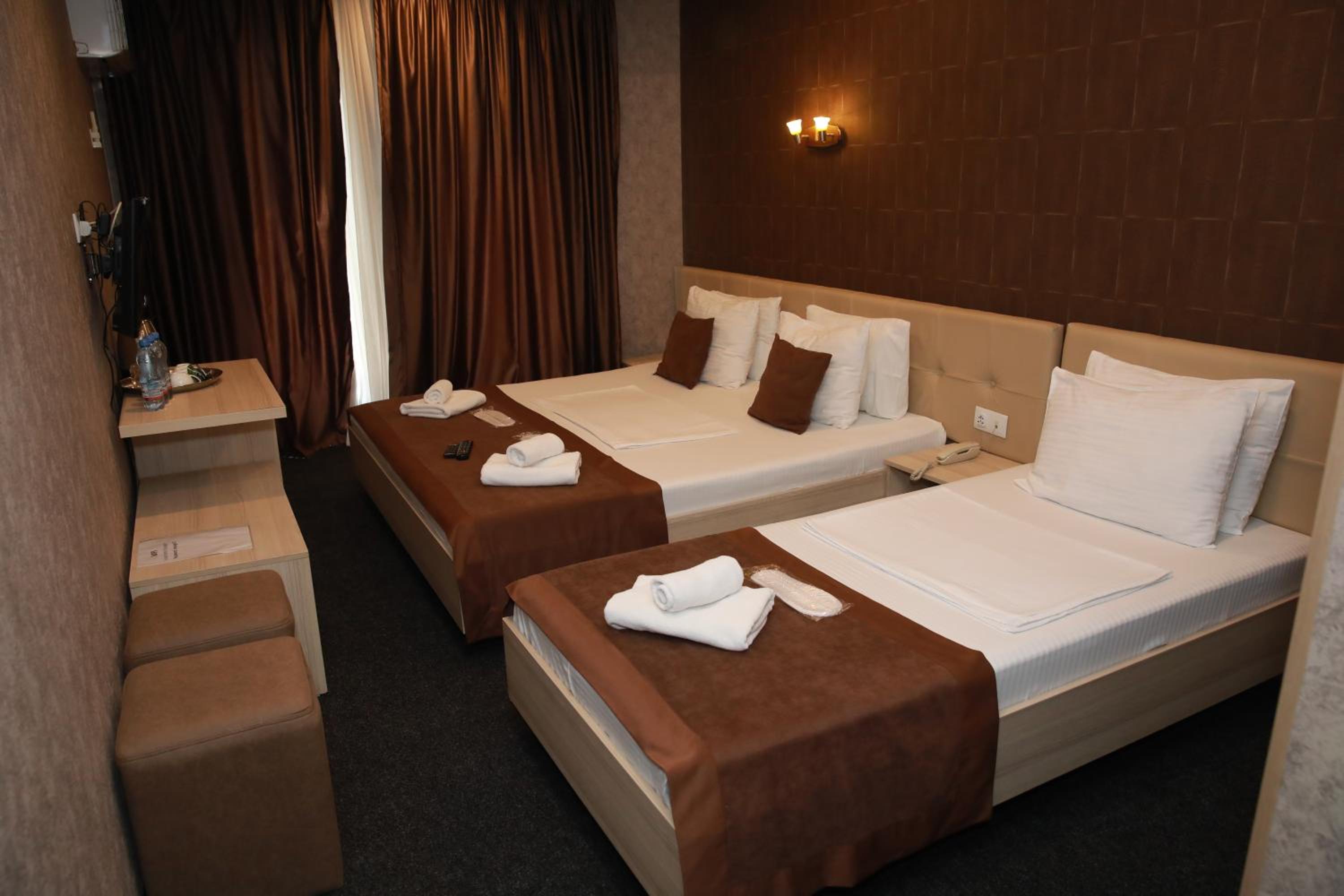 Triple Room with Balcony photo 1