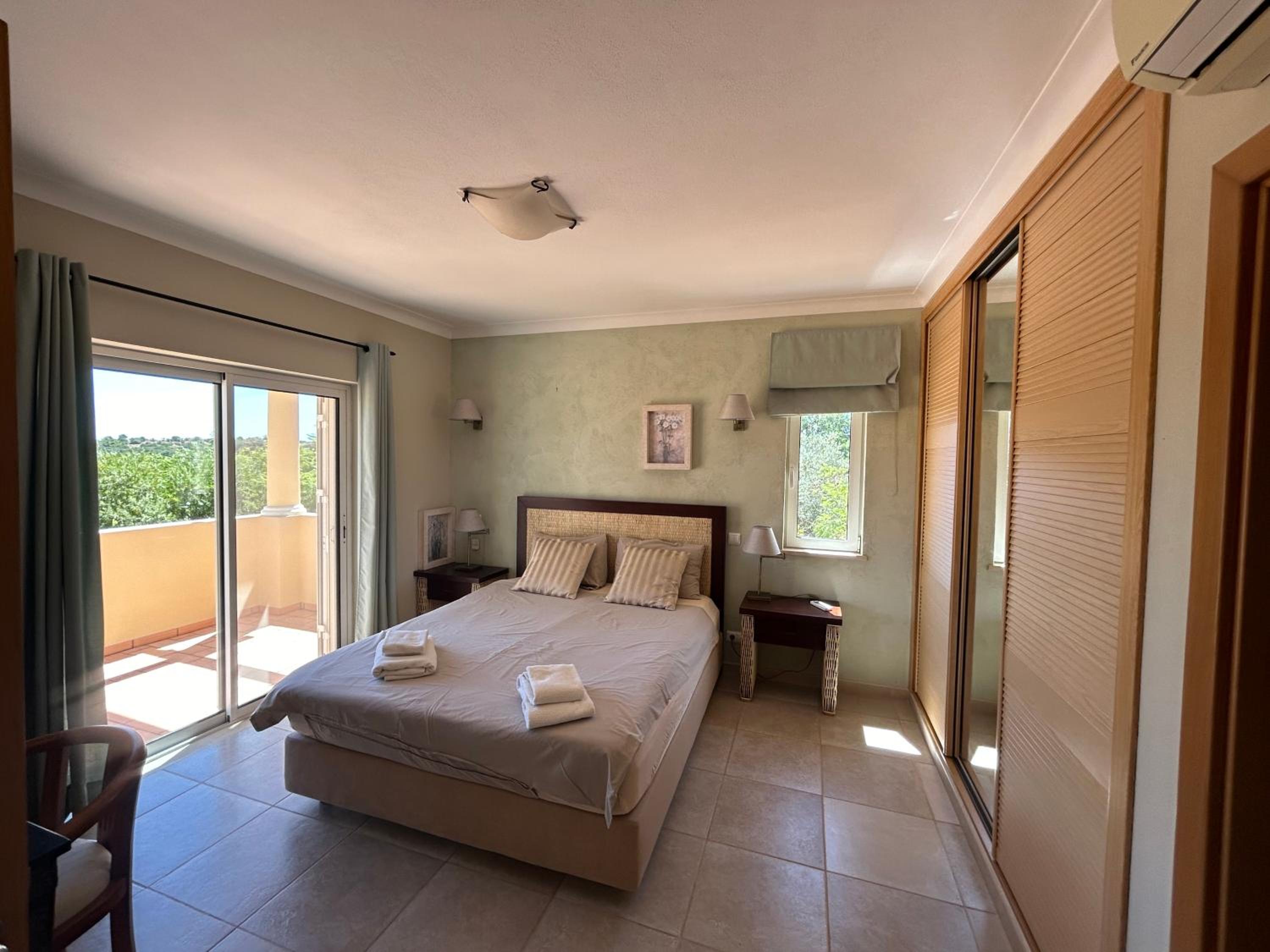 Villa photo 1