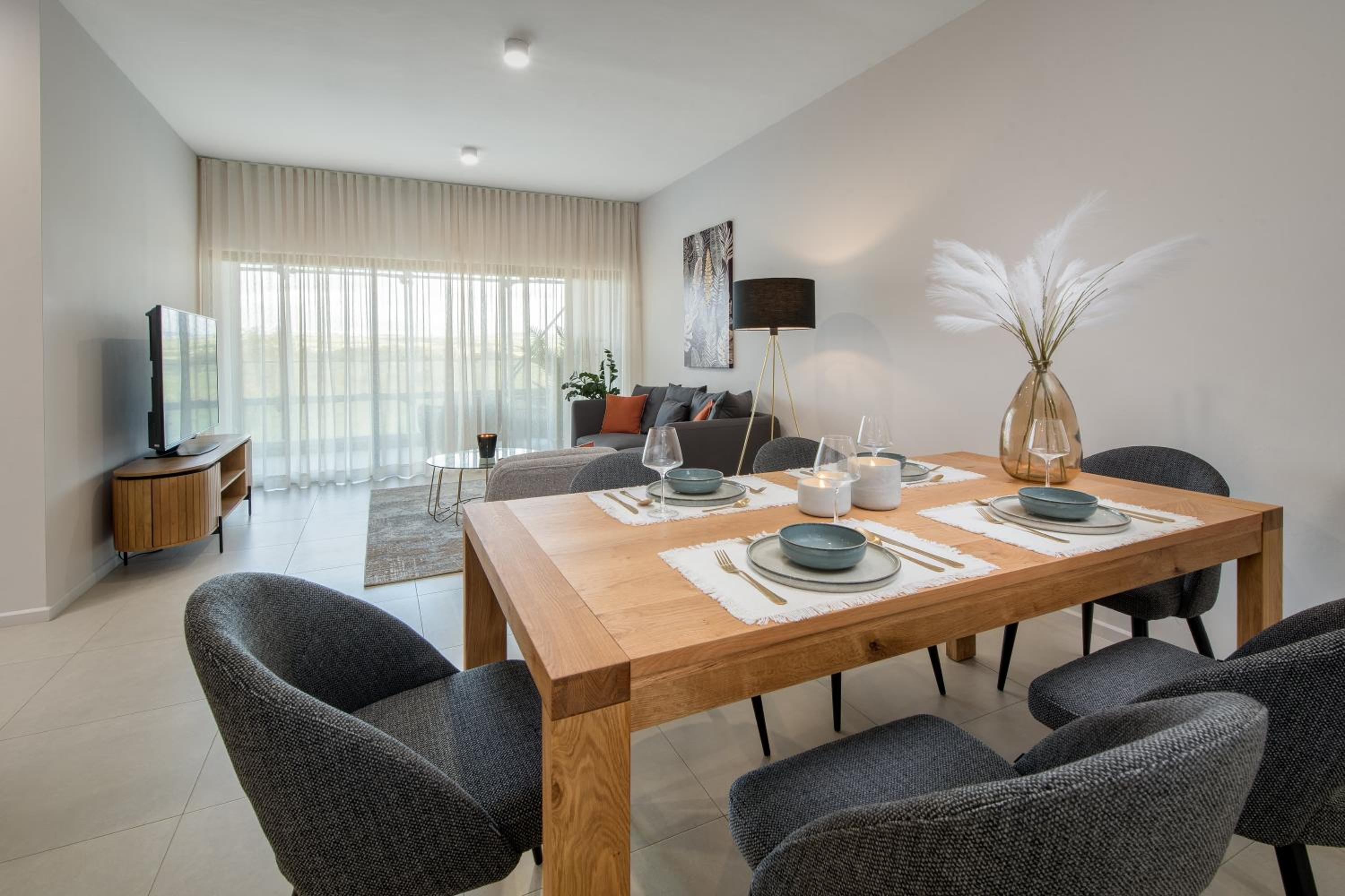 Three-Bedroom Apartment - Photo 4