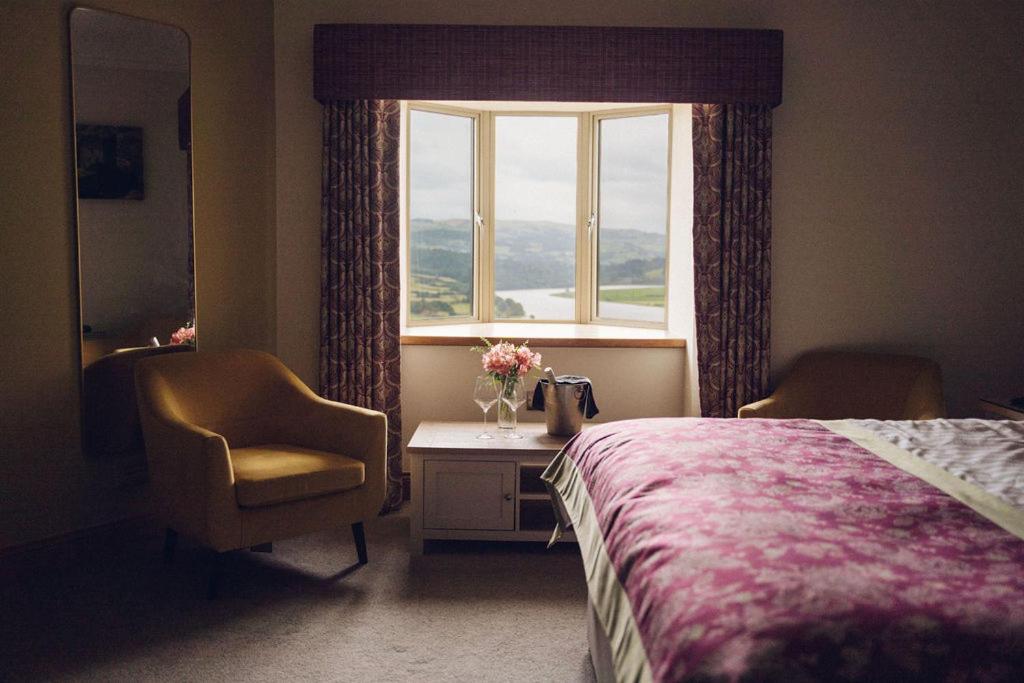 Deluxe Double Room (2 Adults + 1 Child)