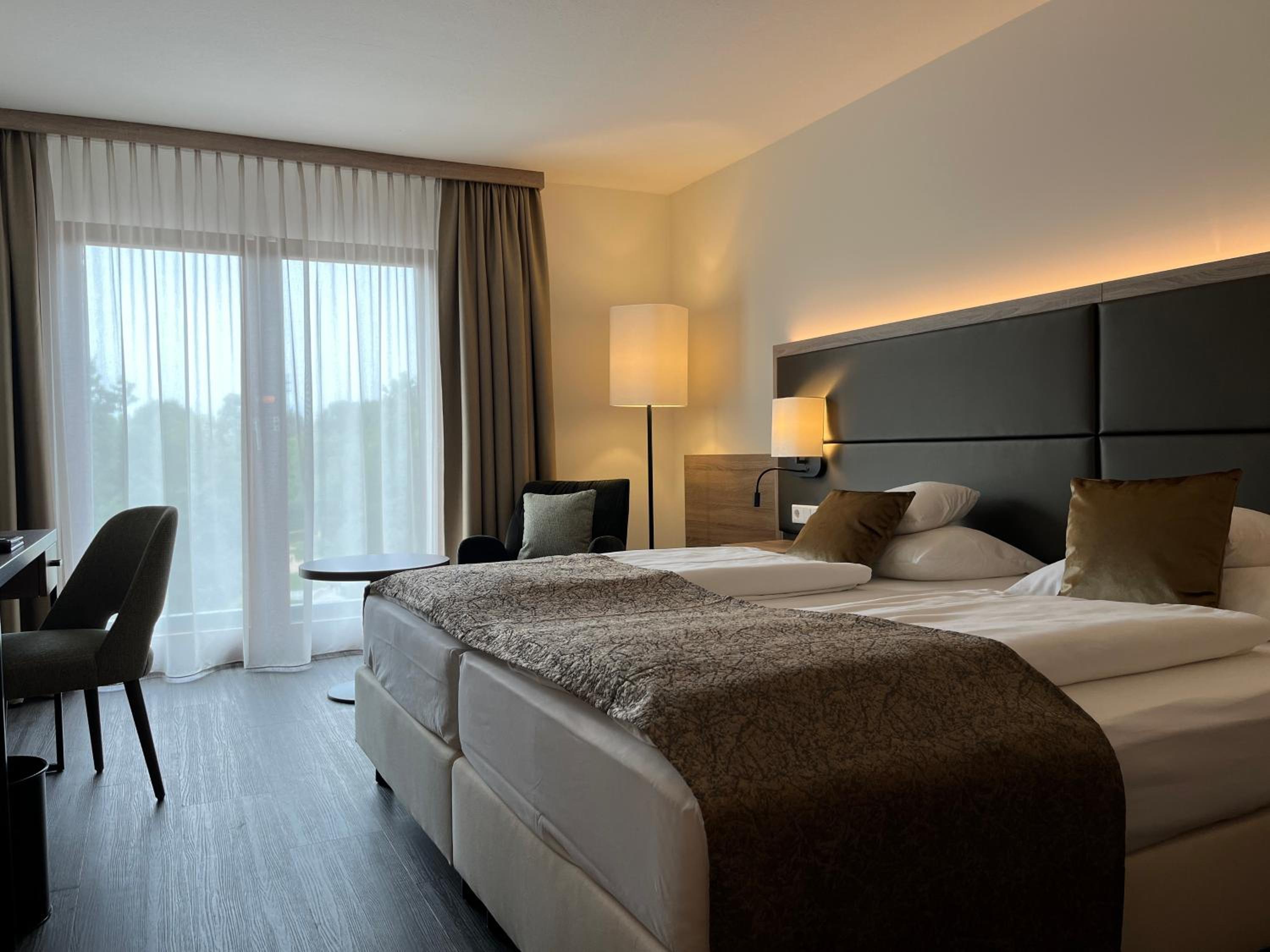 Comfort Double Room 1st floor with balcony or terrace - Photo 5