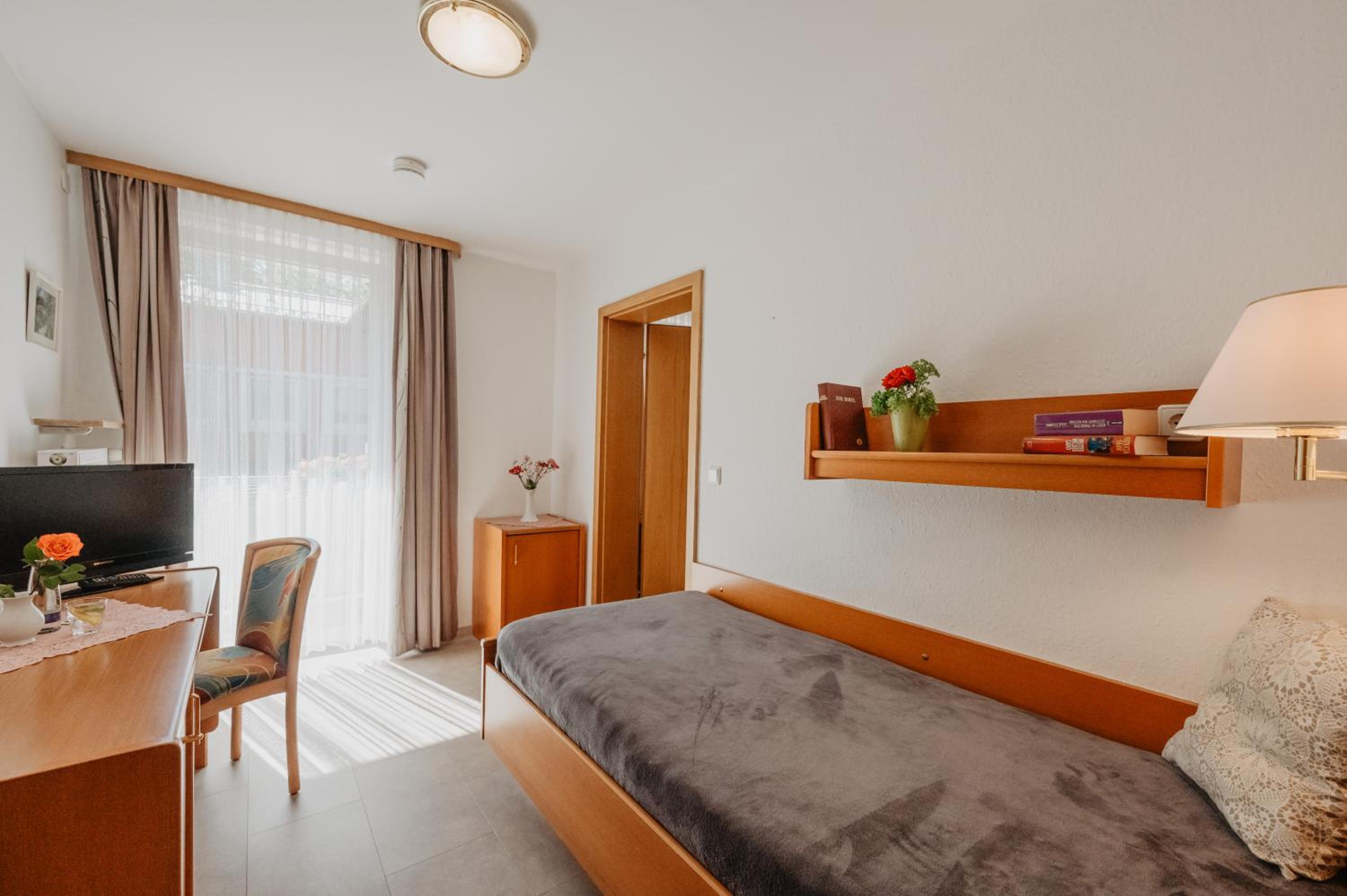 Single Room with Wellness Package photo 2
