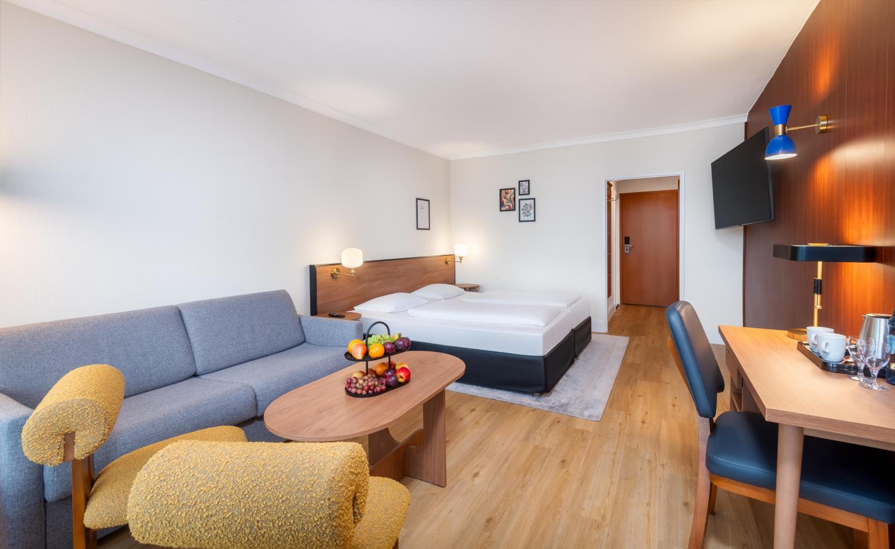 Business Double Room - Photo 1