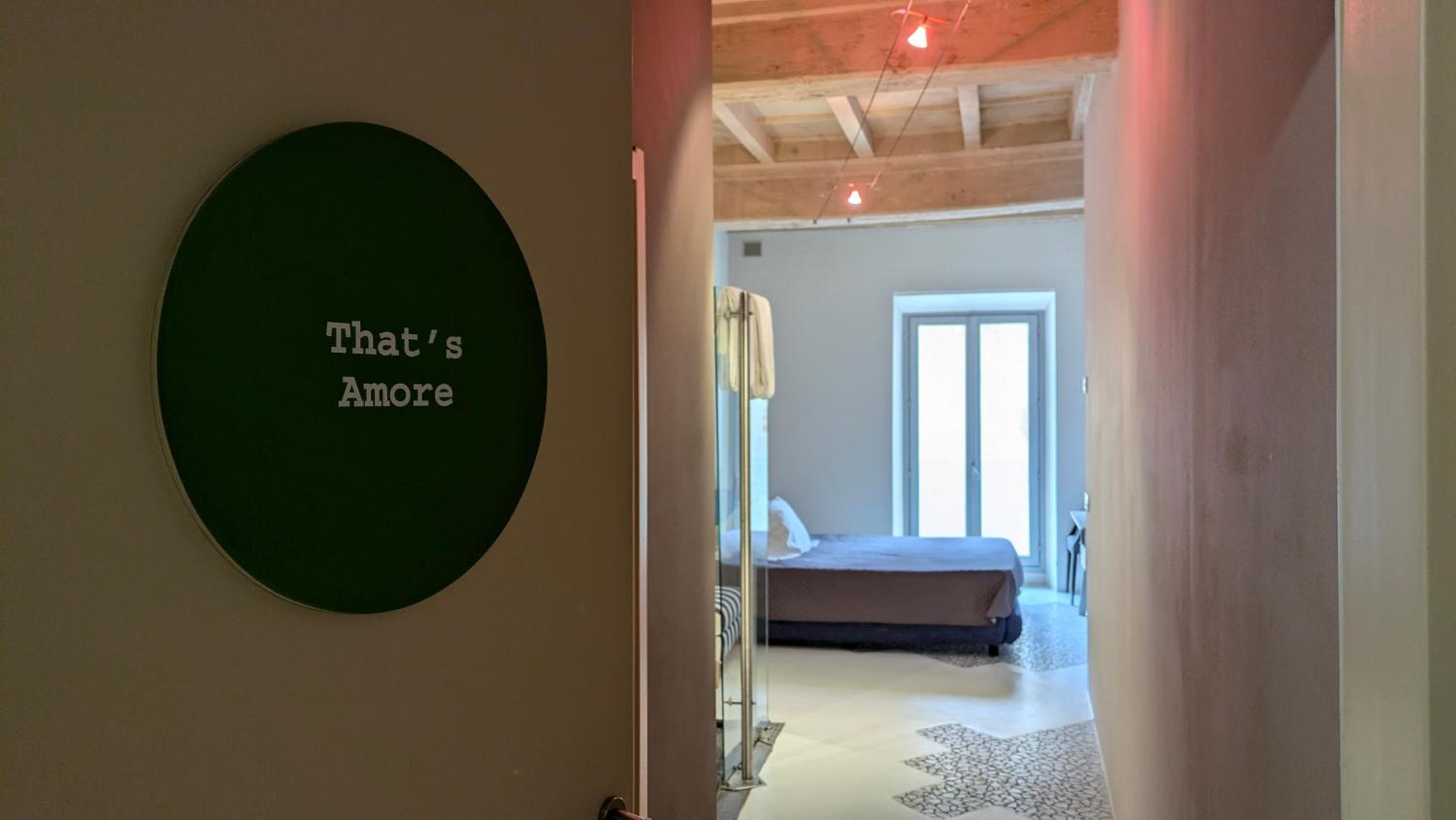Double Room - Photo 12