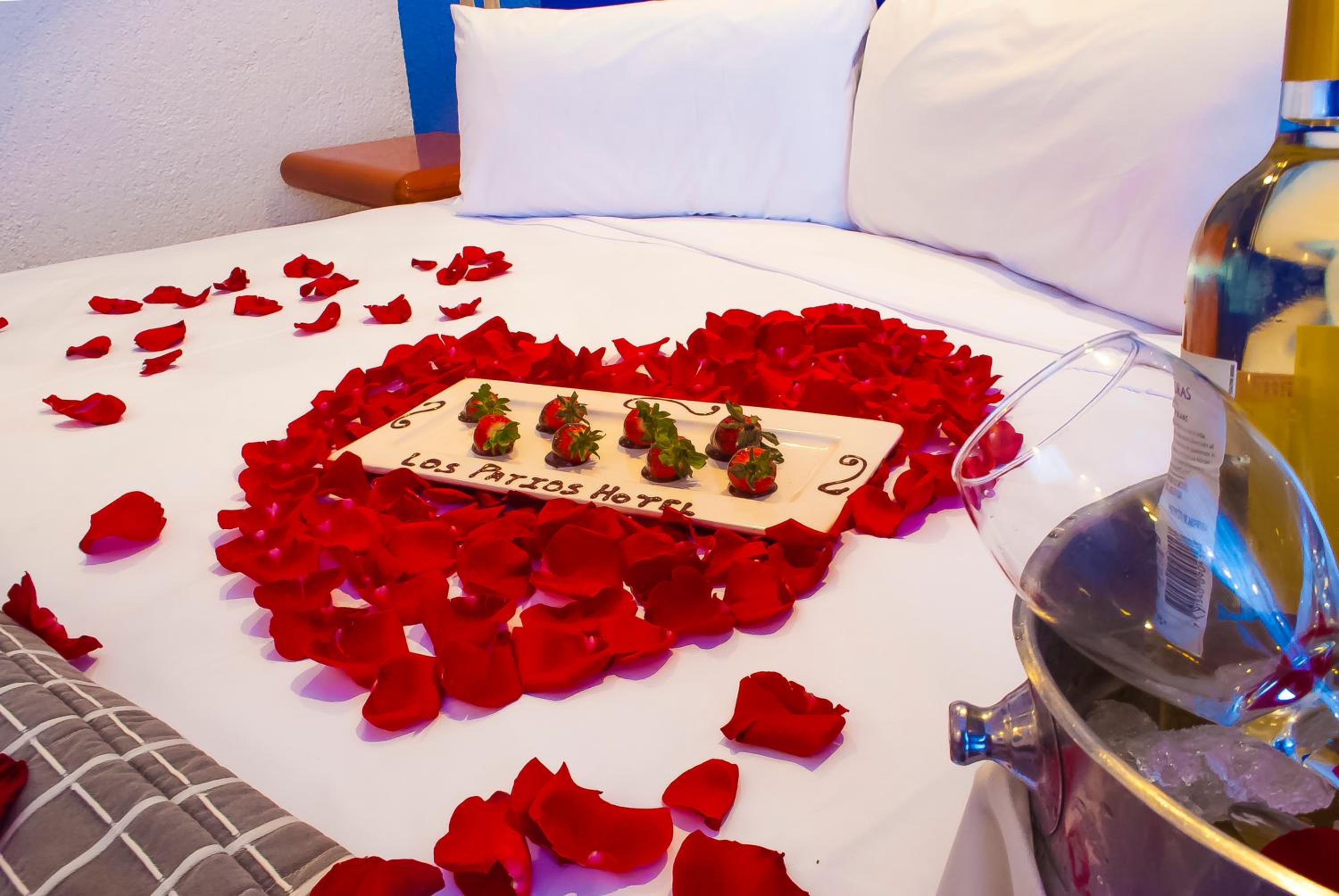 Standard room with king size bed - Photo 4
