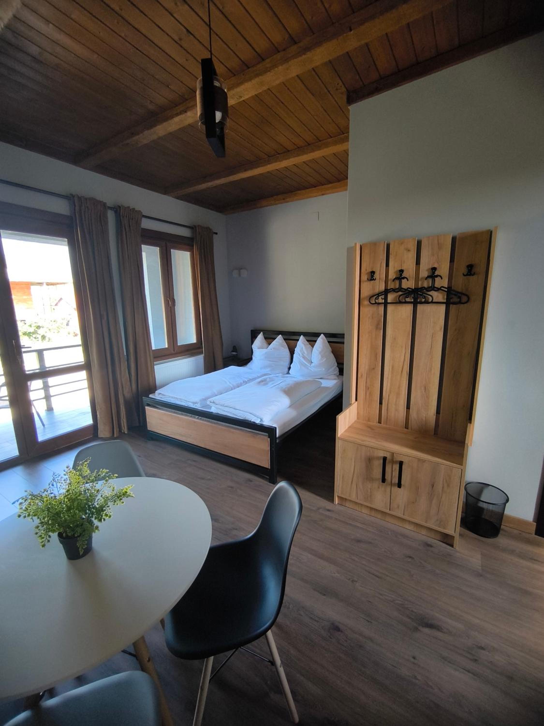Quadruple Room with Terrace