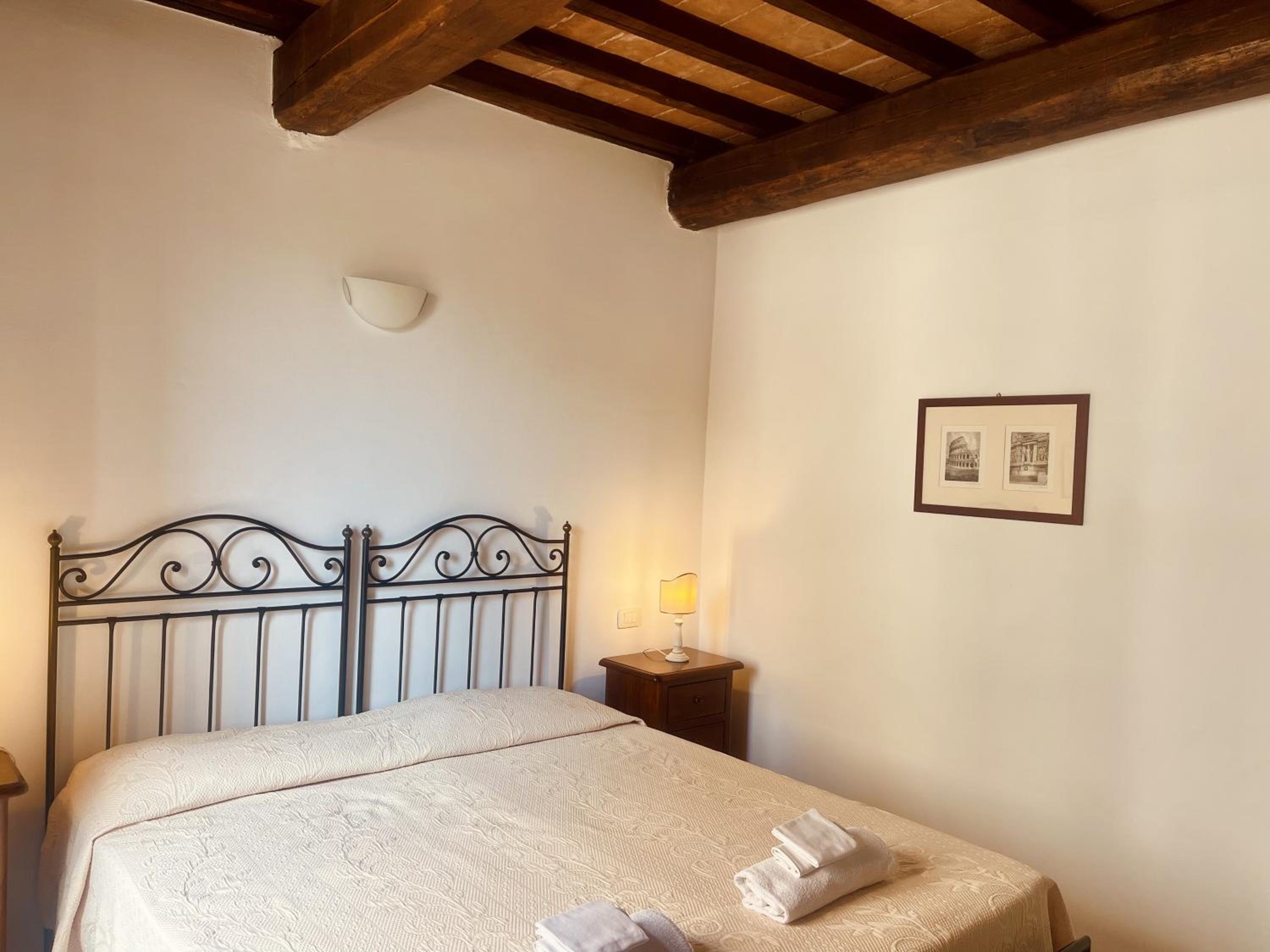 Large Double or Twin Room