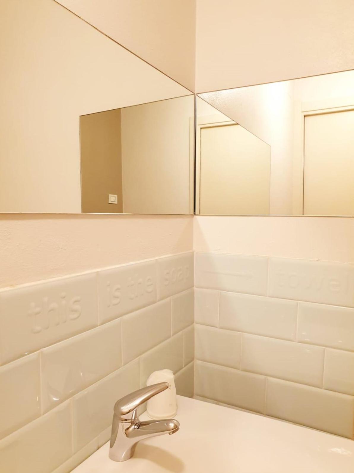 Double Room - Photo 6