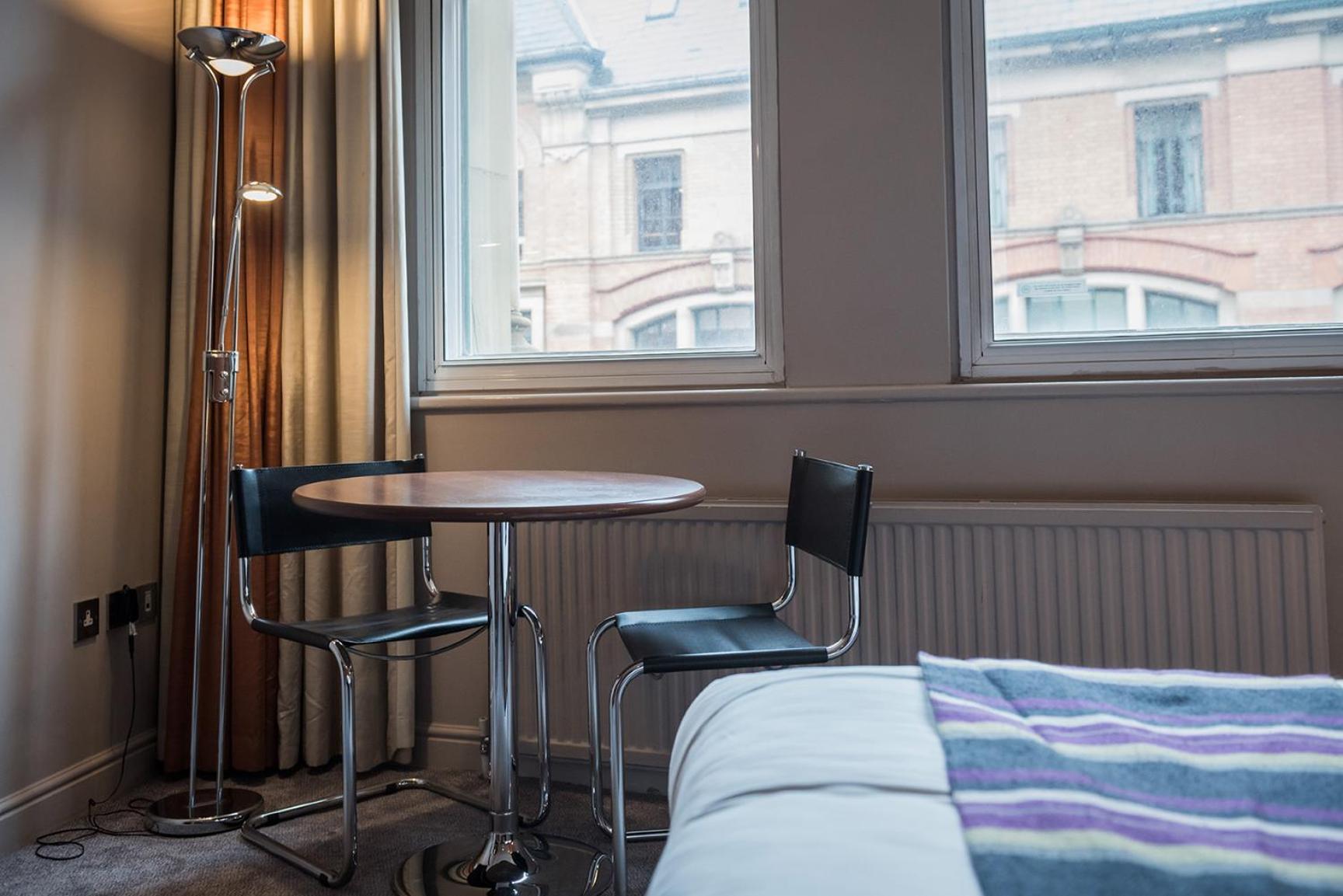 Executive King Room - Photo 14