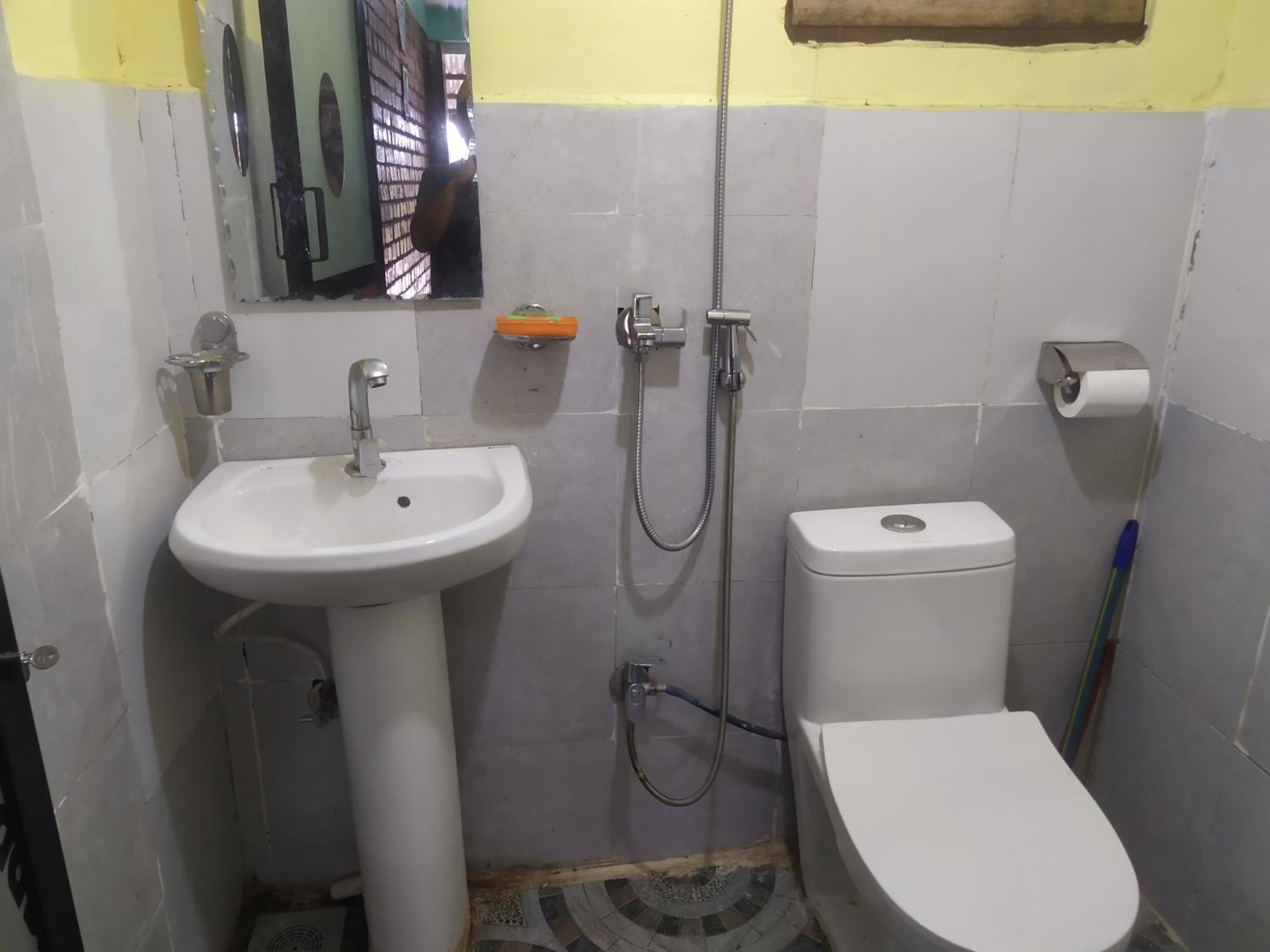 Double Room with Private Bathroom photo 2