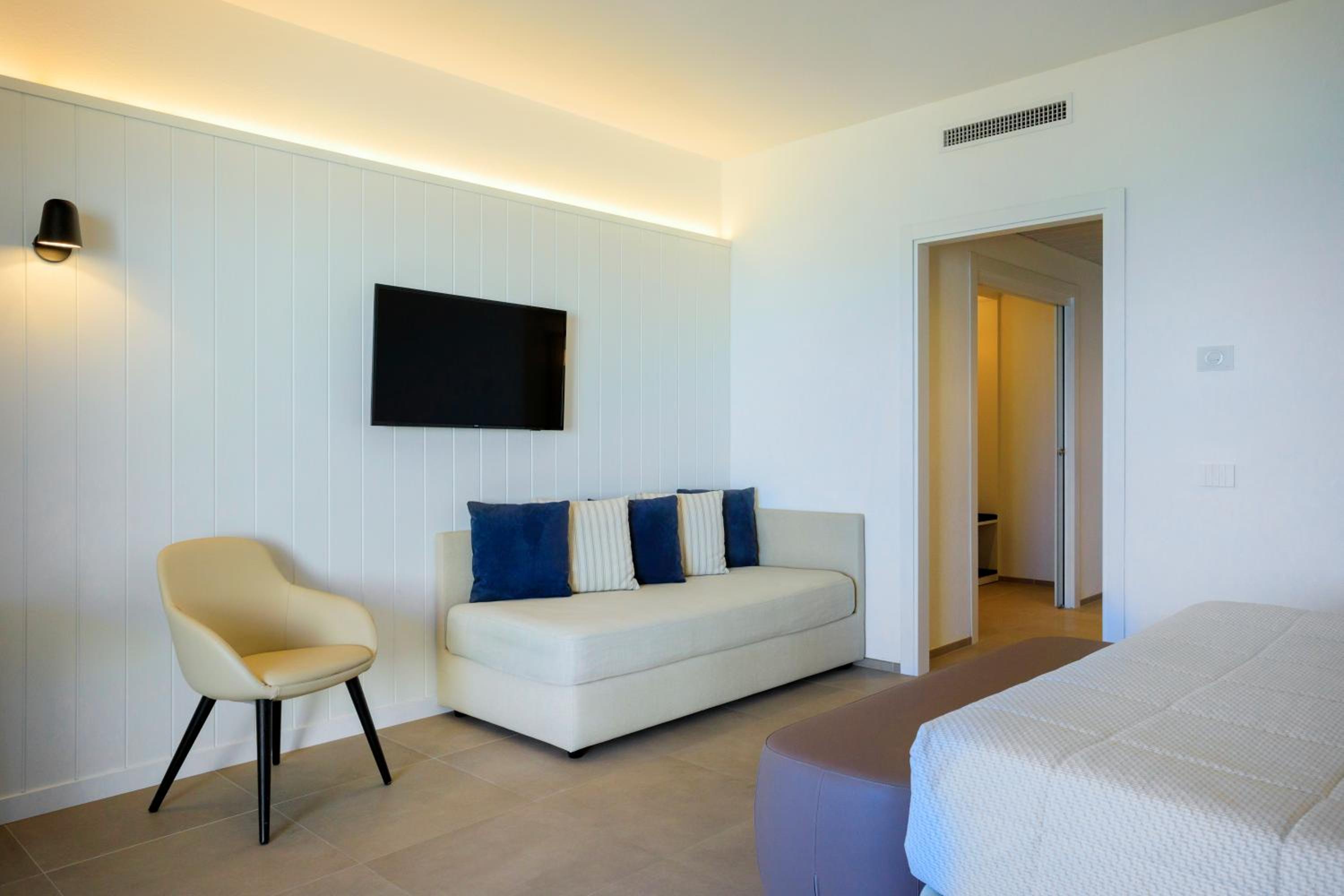 Junior Suite (Quadruple ) - Photo 3