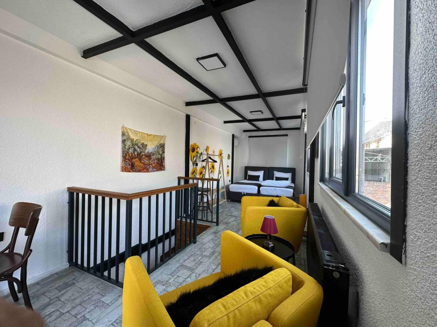 Two-Bedroom Deluxe Apartment with Balcony photo 1