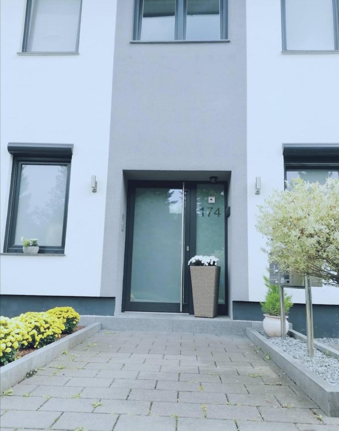Two-Bedroom Apartment with Garden View photo 3