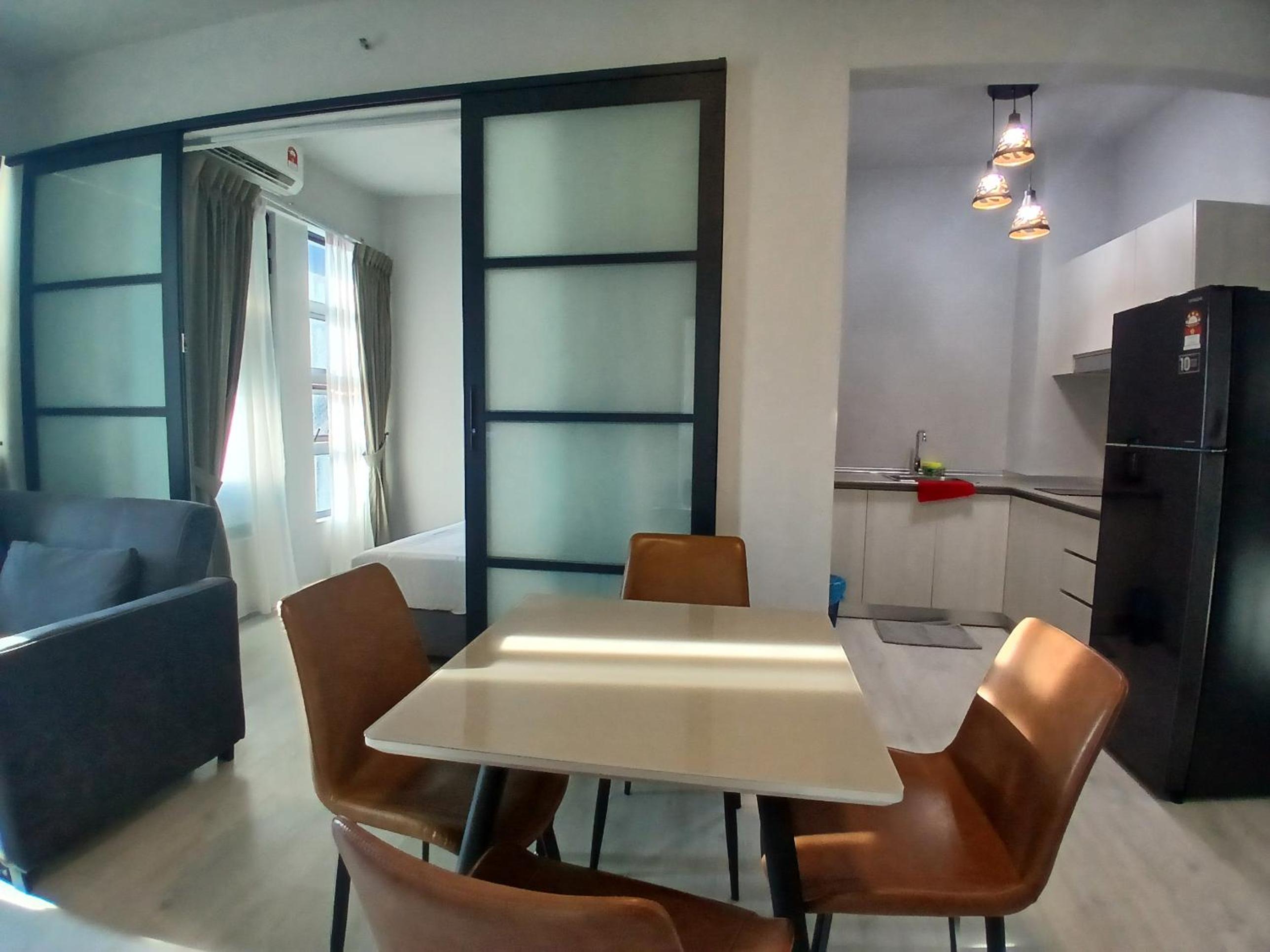 Apartment with Pool View  - Photo 6