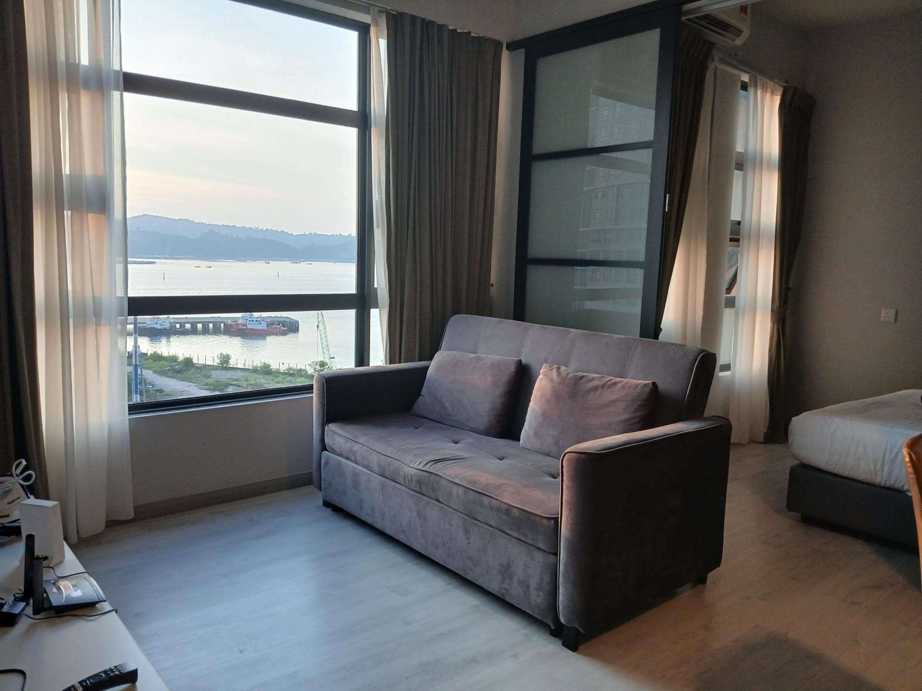 Apartment with Pool View  - Photo 2