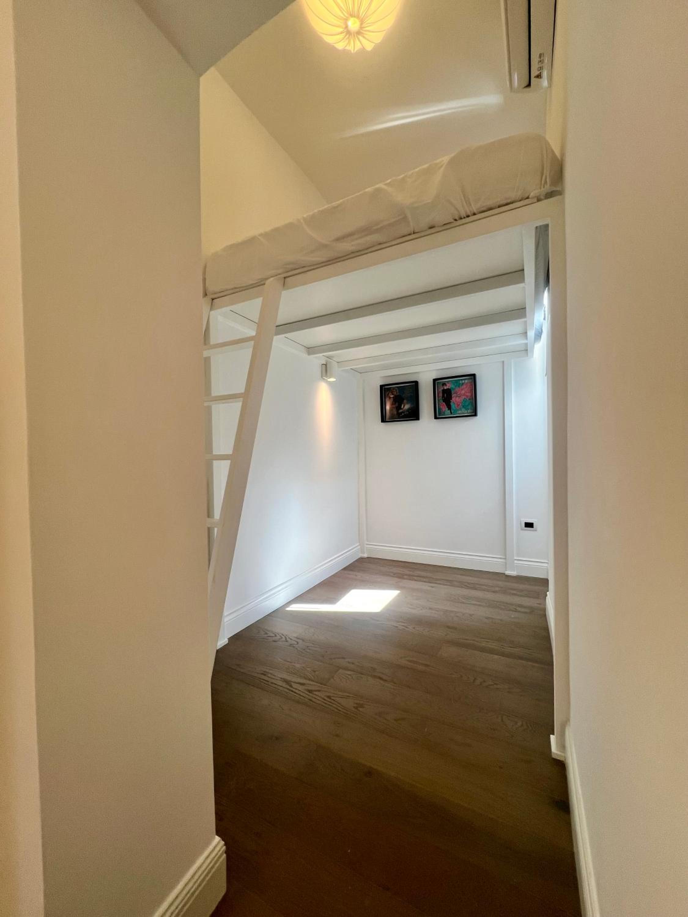 Maisonette