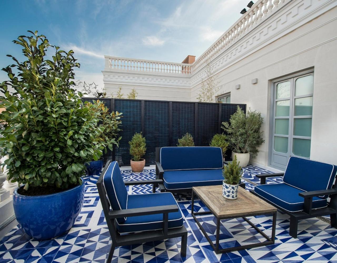 Blue Suite photo 2