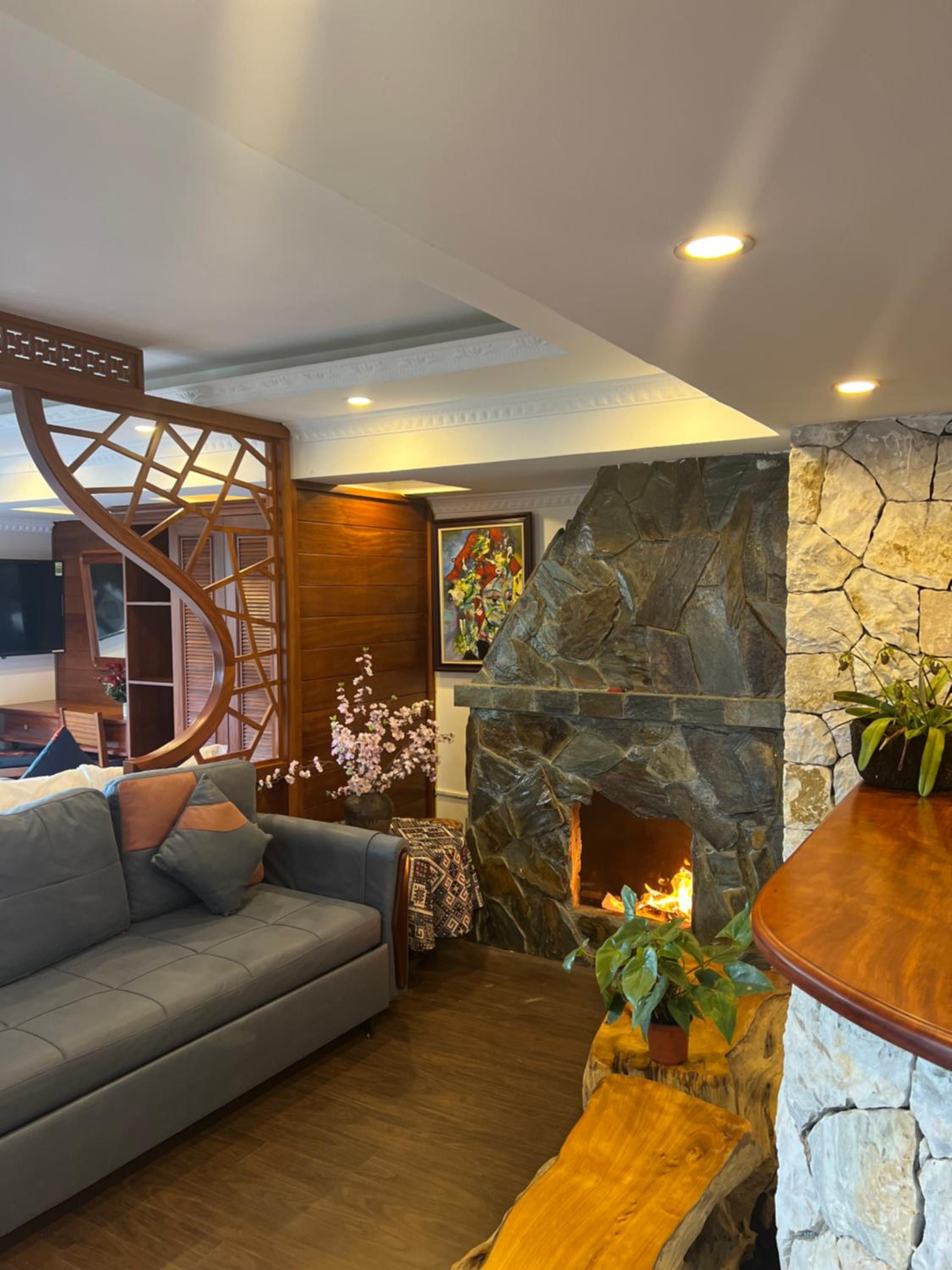 One-Bedroom Apartment - Photo 12