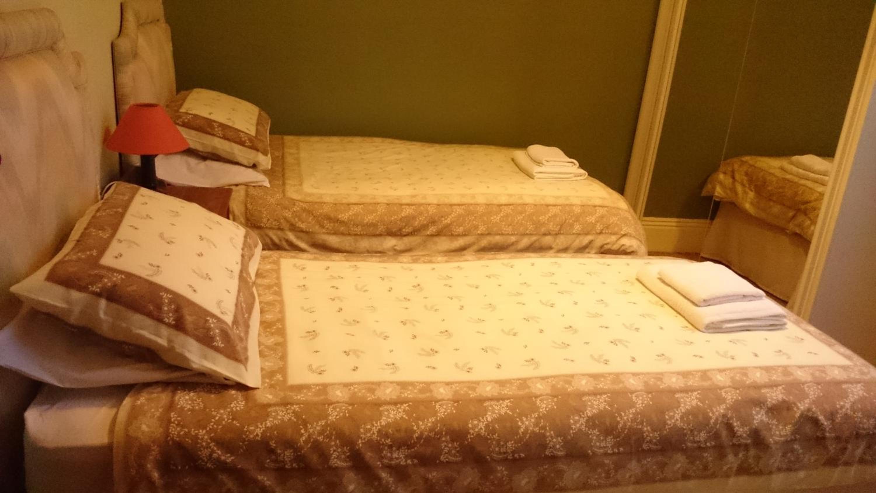Double or Twin Room photo 2