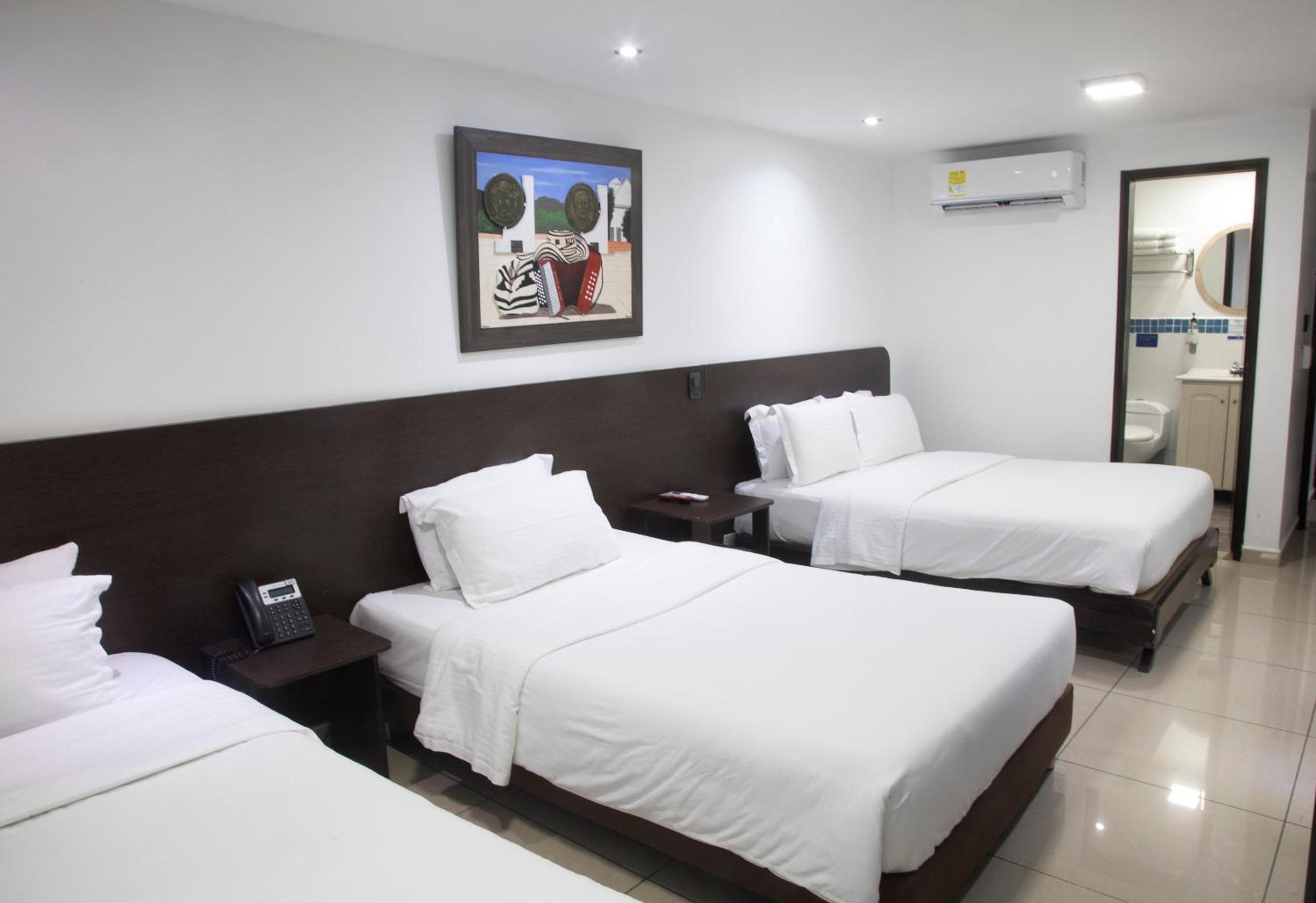 Standard Triple Room photo 3