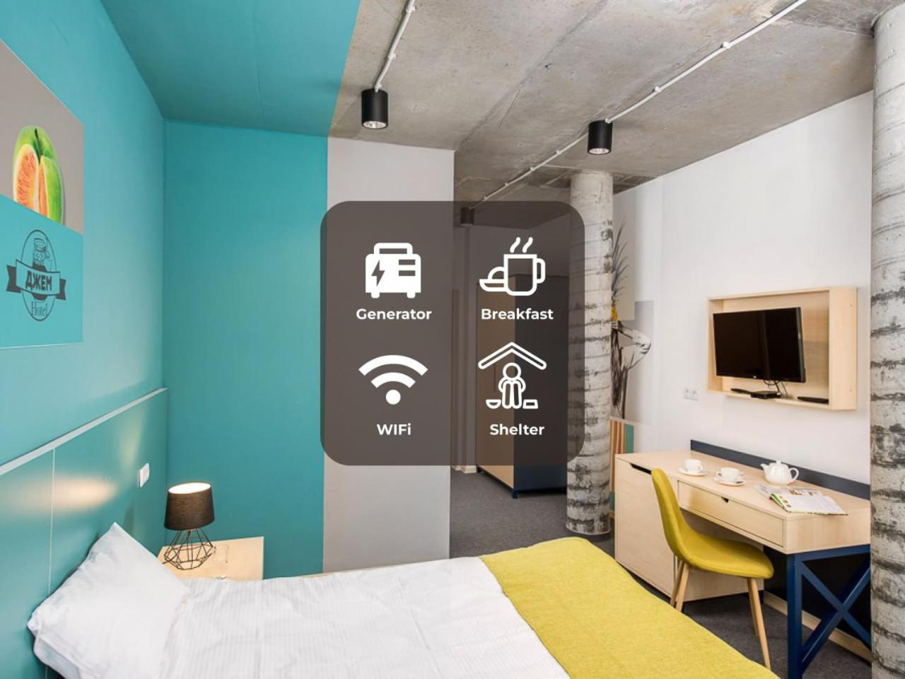 Double or Twin Room with Balcony photo 1