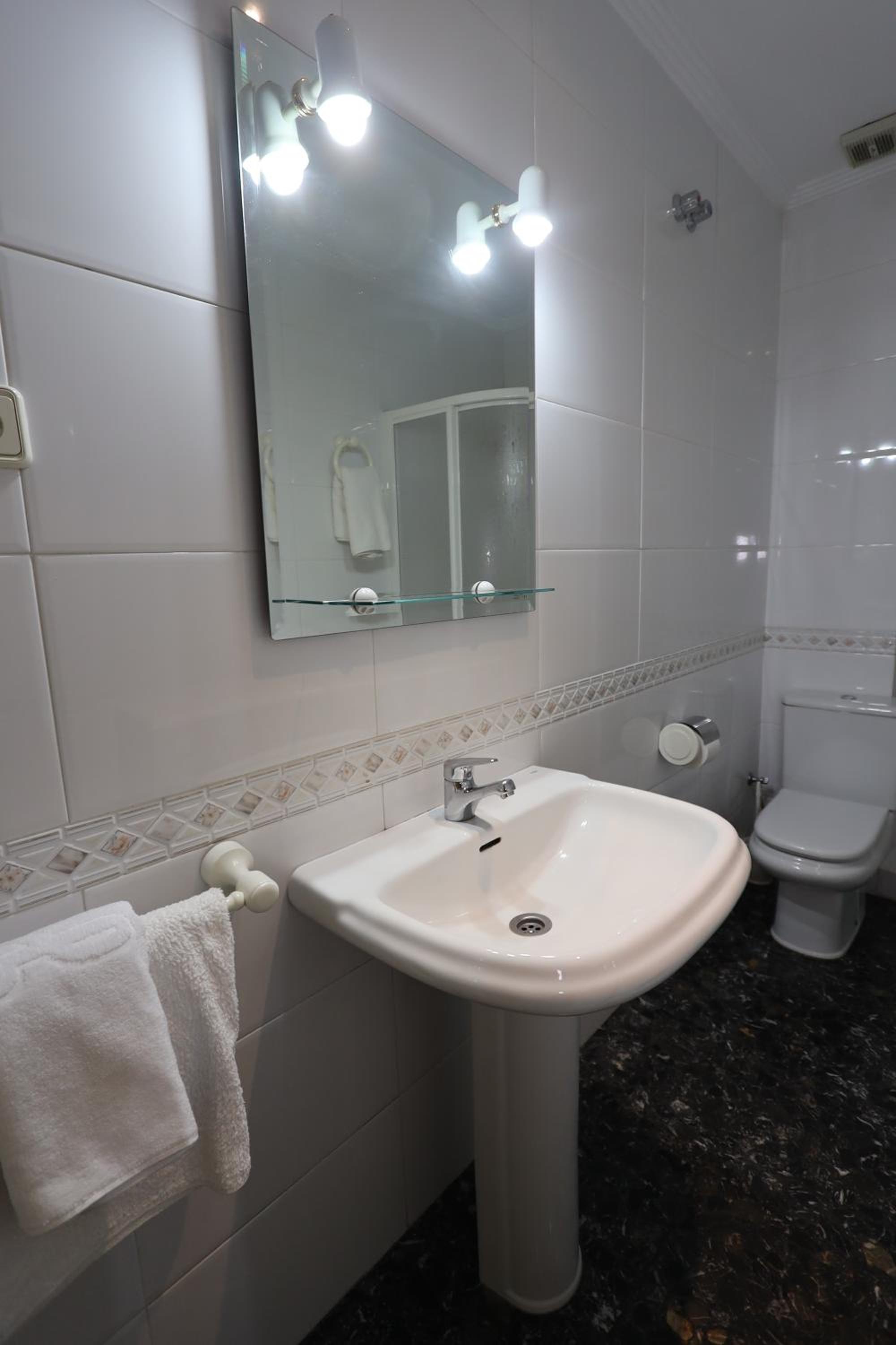Three-Bedroom House photo 2