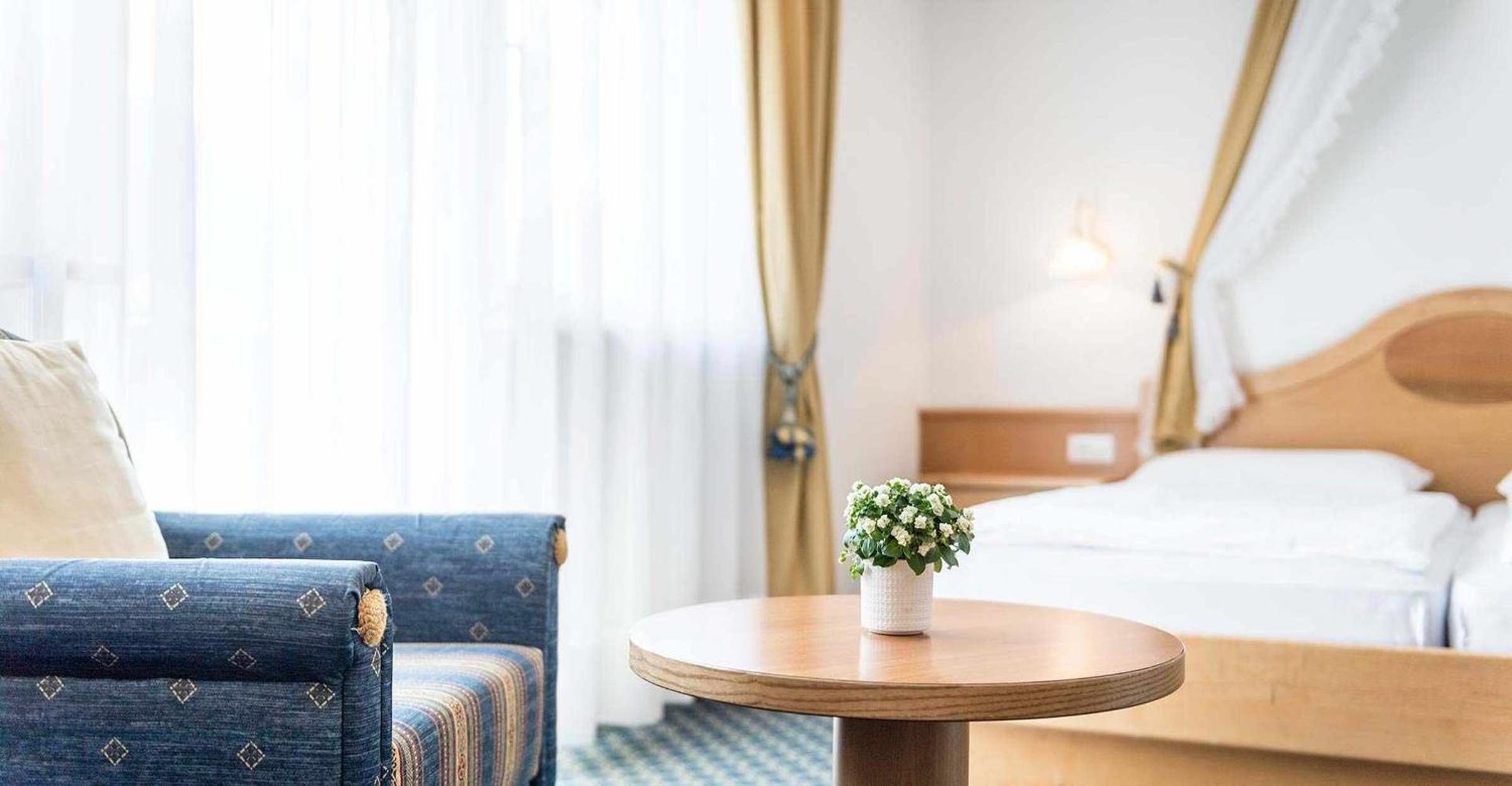 Superior Double Room with Balcony - Photo 1