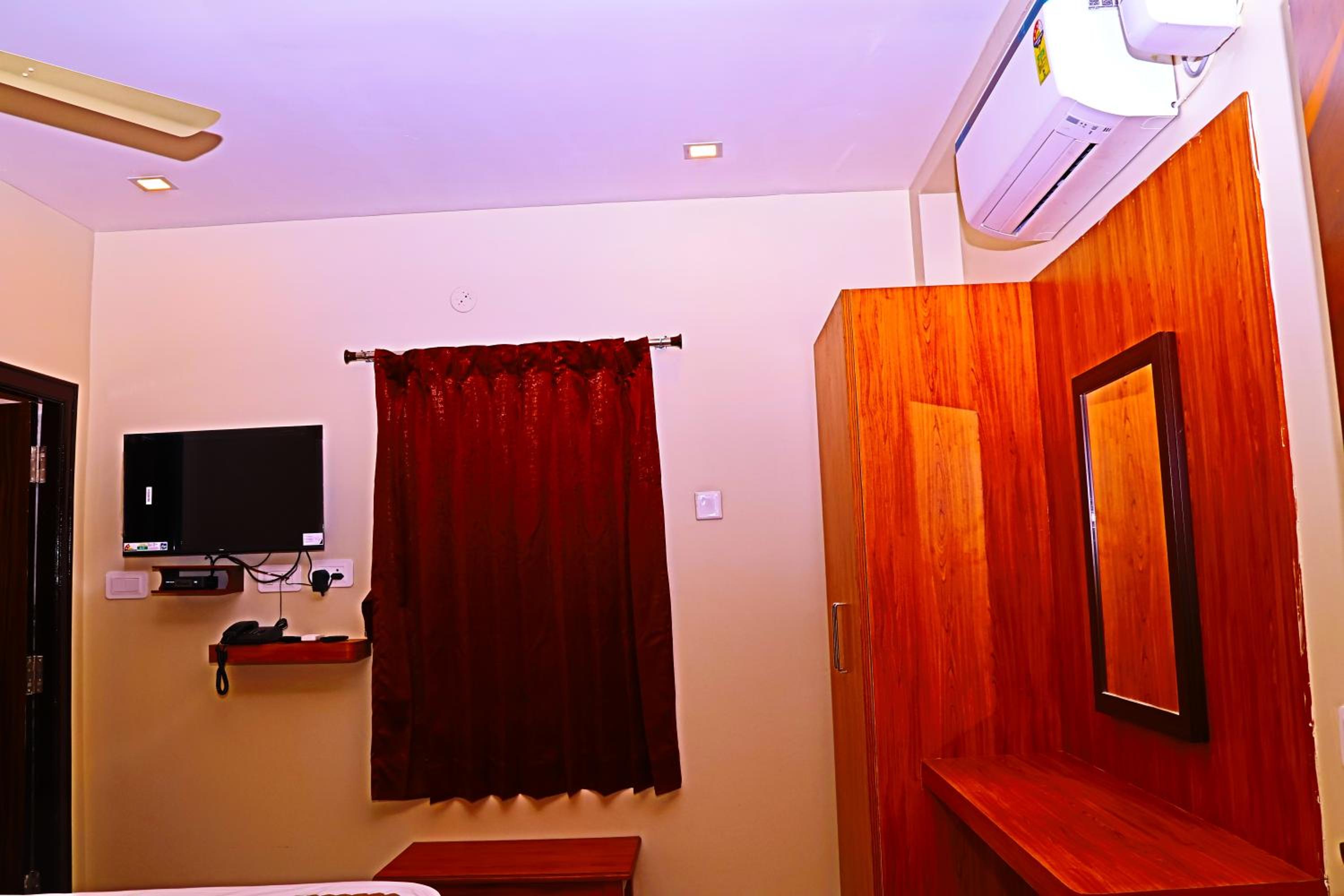 Standard Queen Room - Photo 3