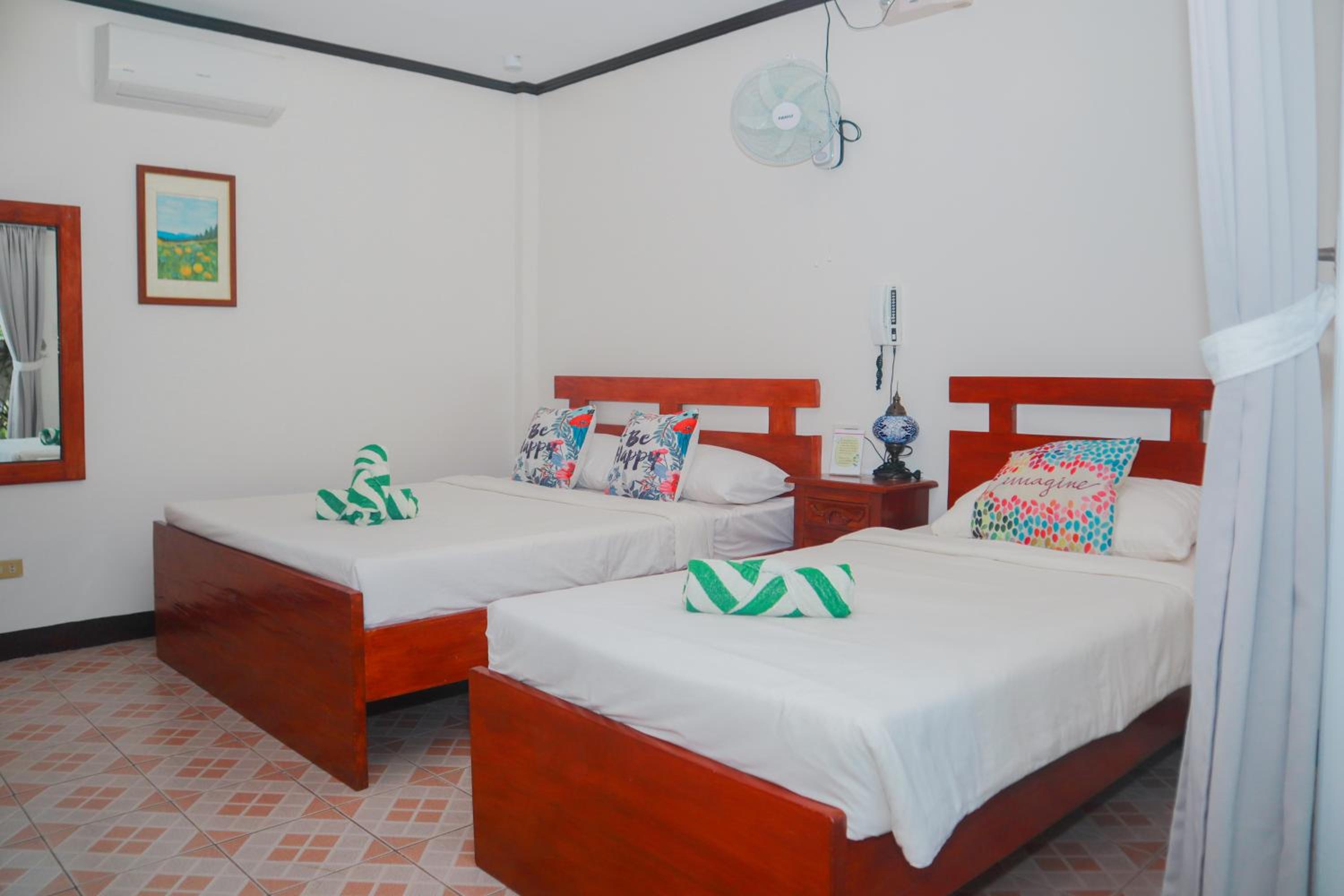 Triple Room with Garden View