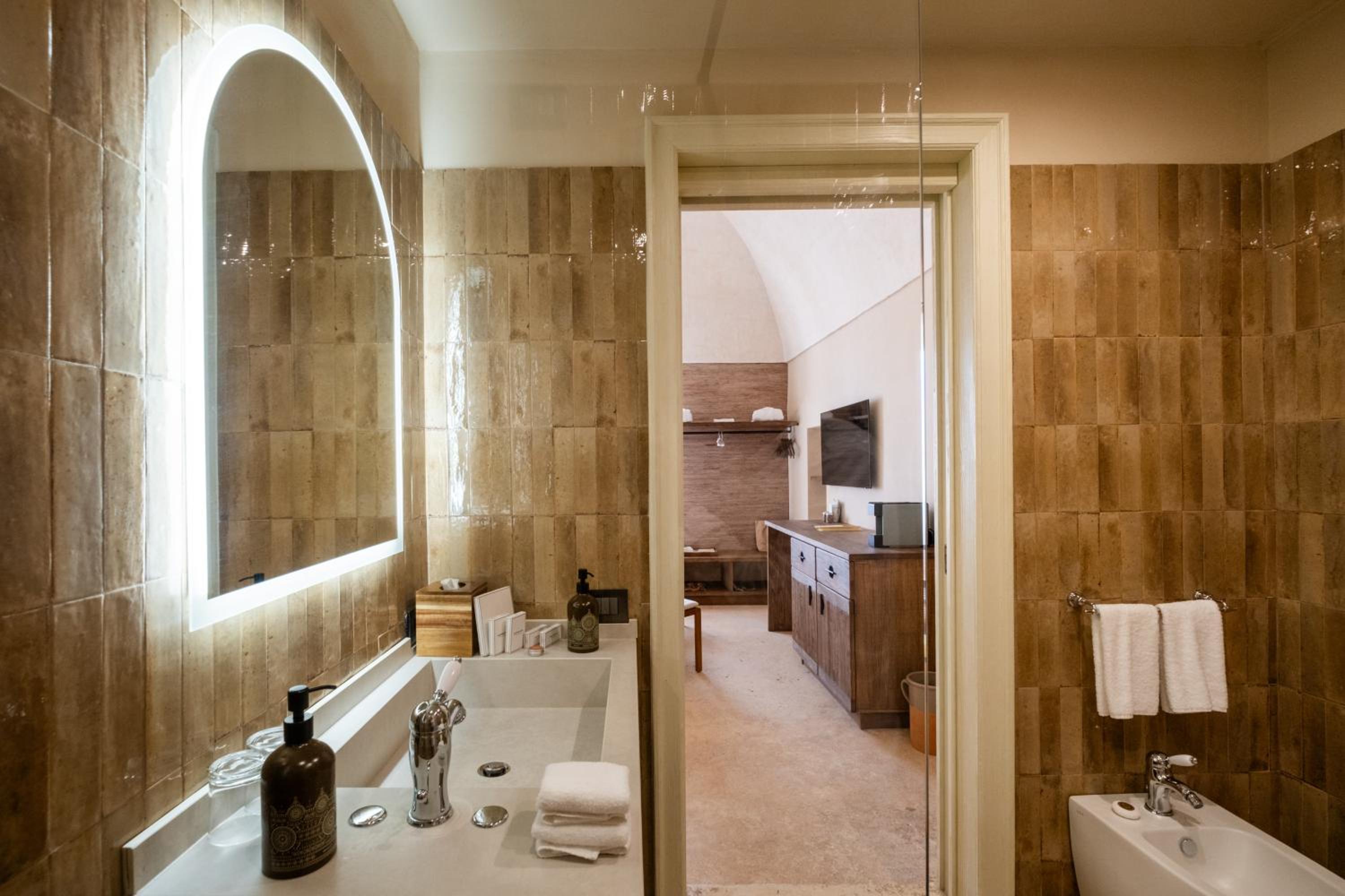 Superior Double Room - Photo 7