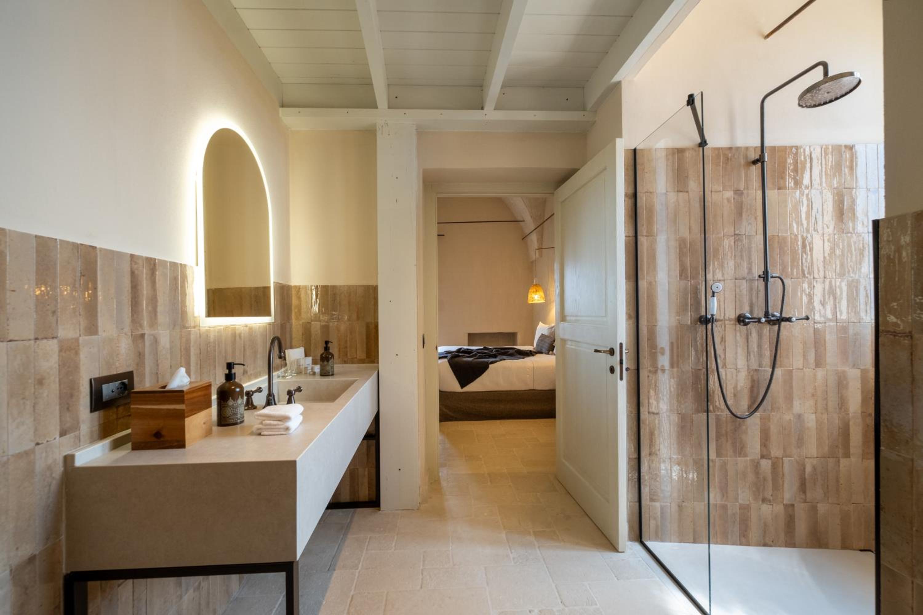 Two-Bedroom Suite - Photo 9