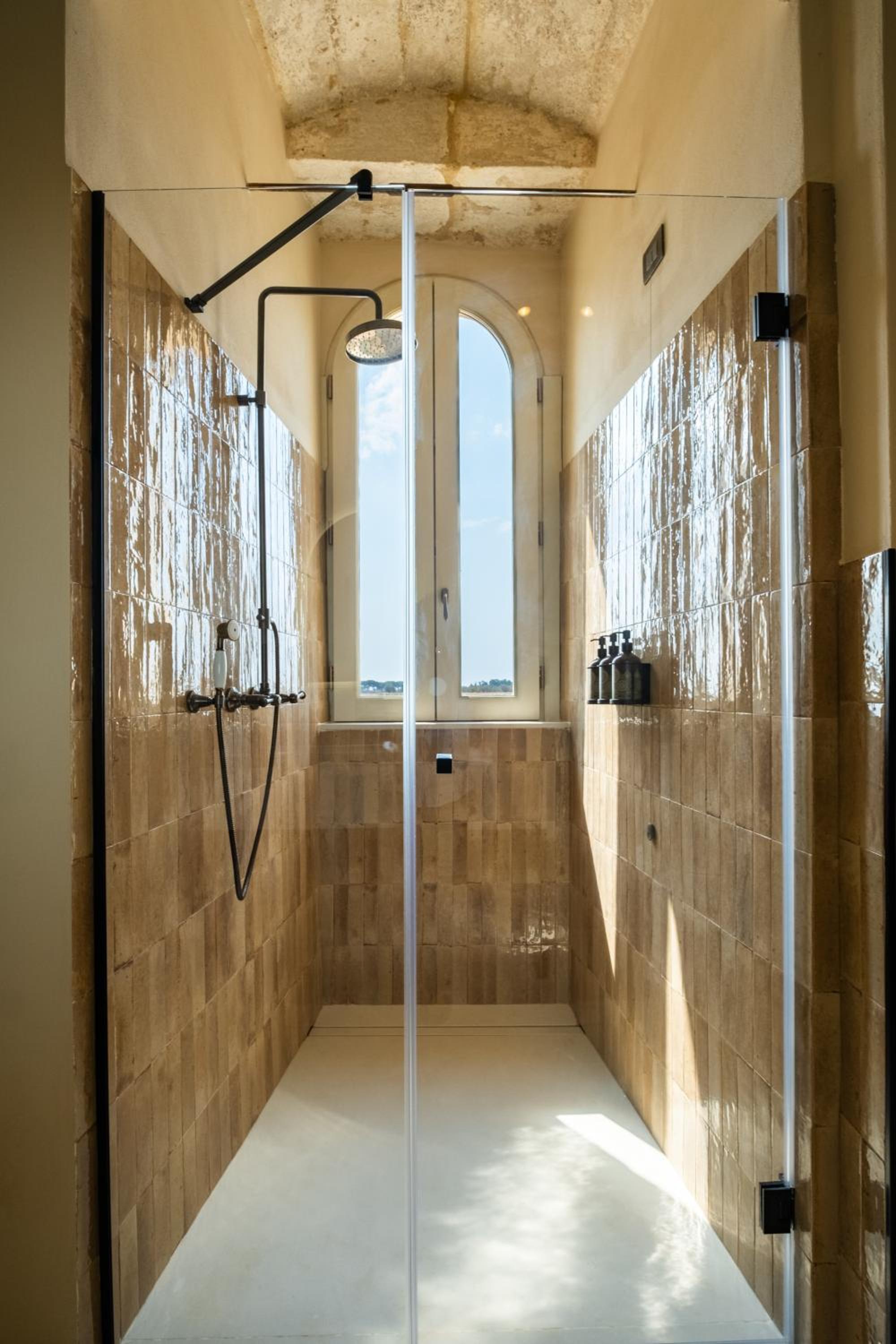 Two-Bedroom Suite - Photo 16